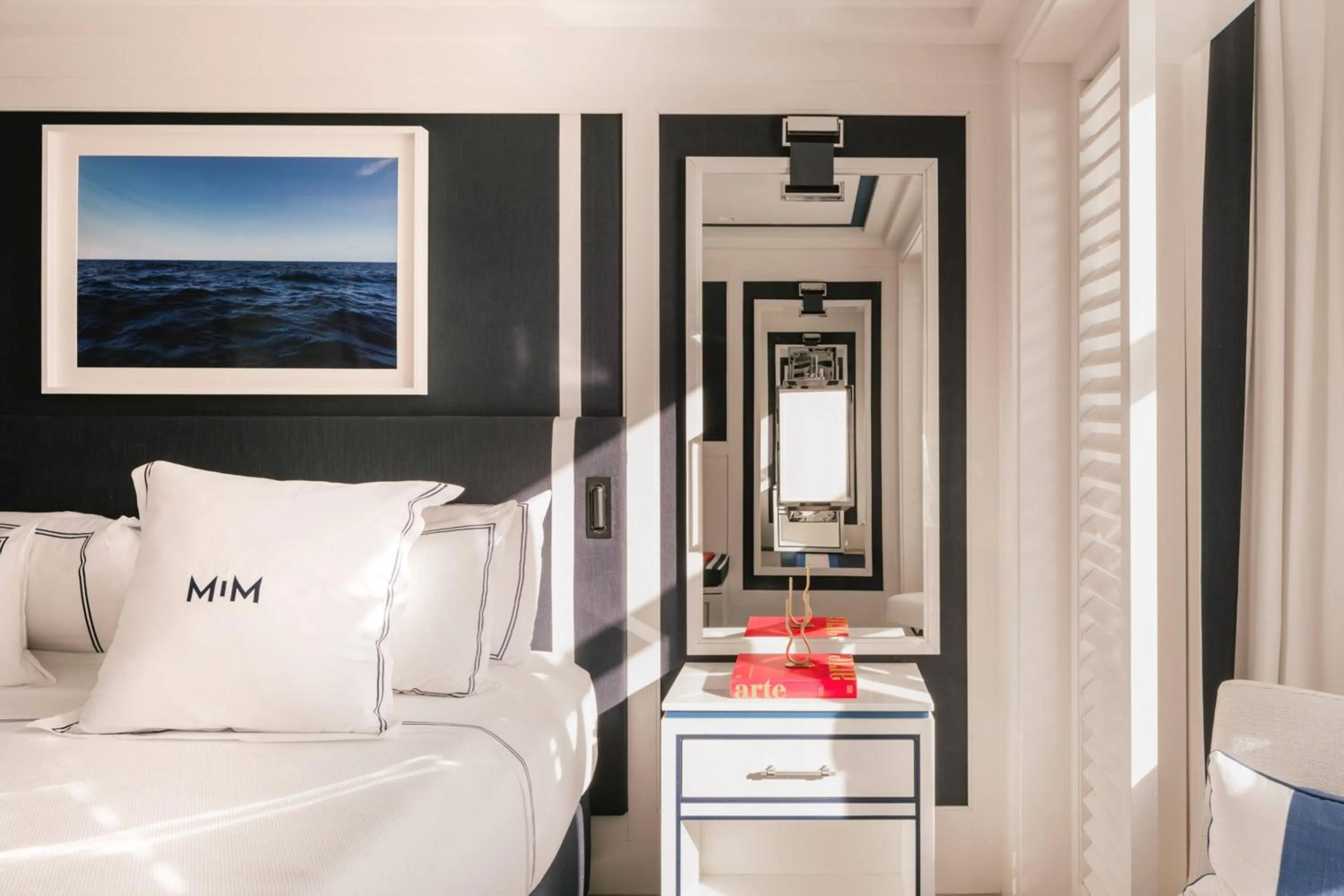 Property building, Bed in MiM Sotogrande Meliá Collection