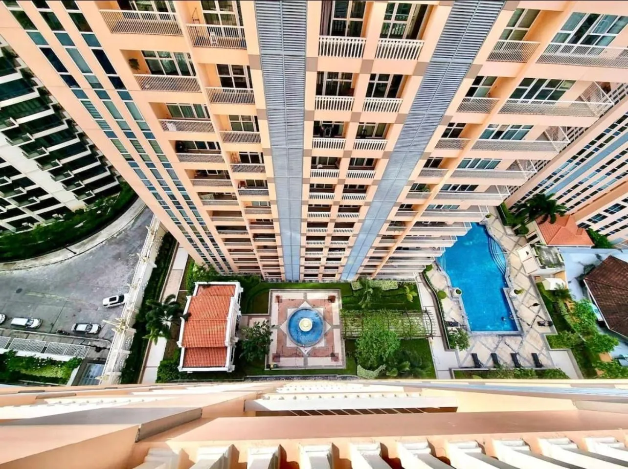 Property building in Luxury 1BR Unit with Pool at Venice Luxury Residences, Tower Domenico, McKinley Hill, Taguig City