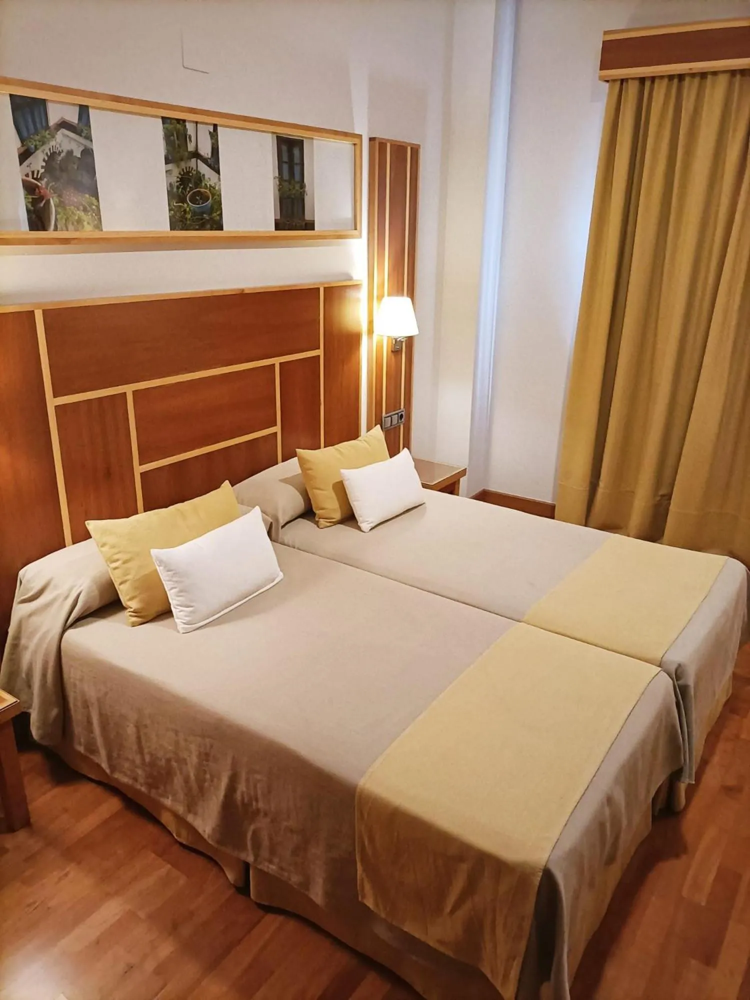 Bed in Hotel Carmen