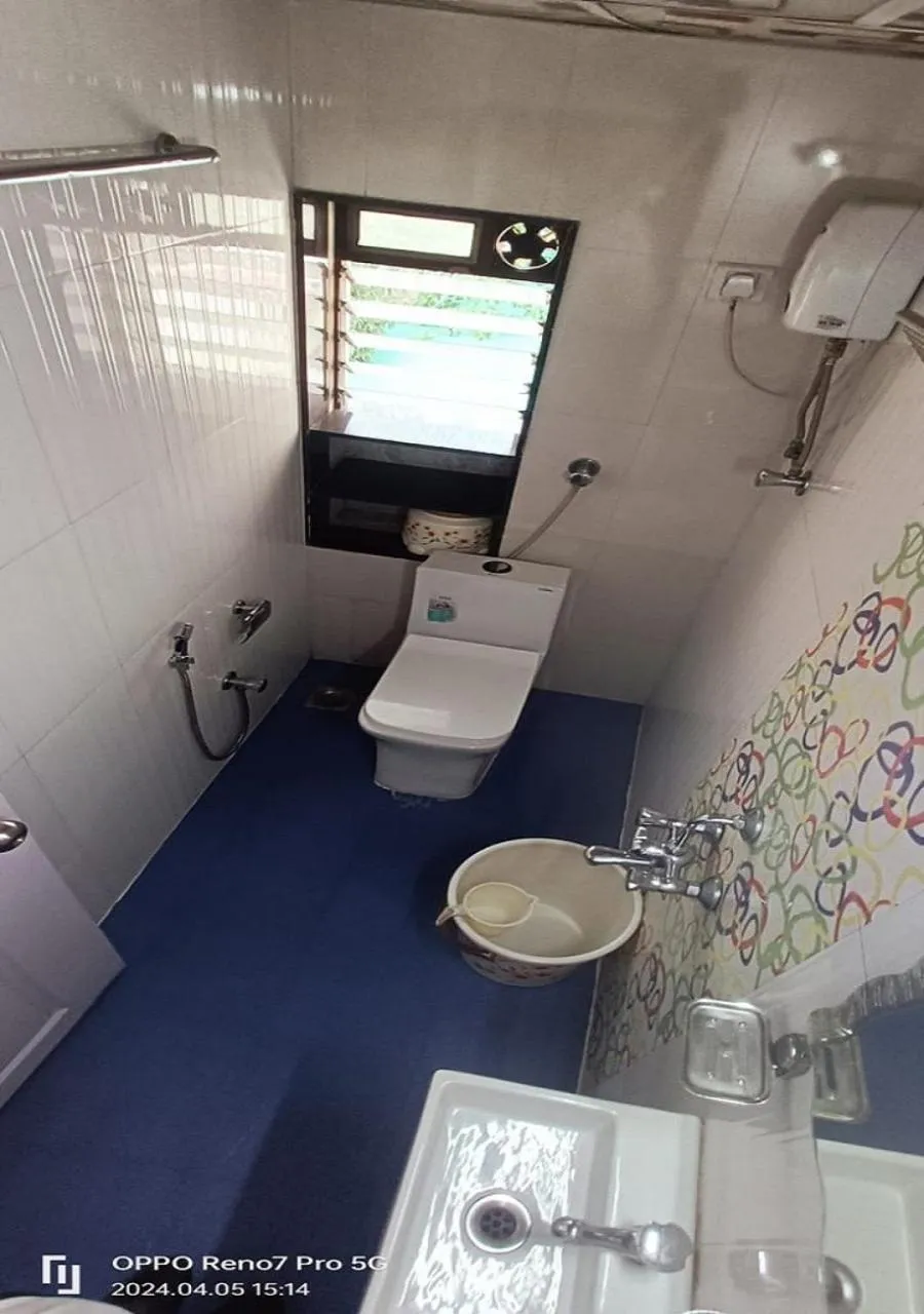 Bathroom in Hotel Briteway