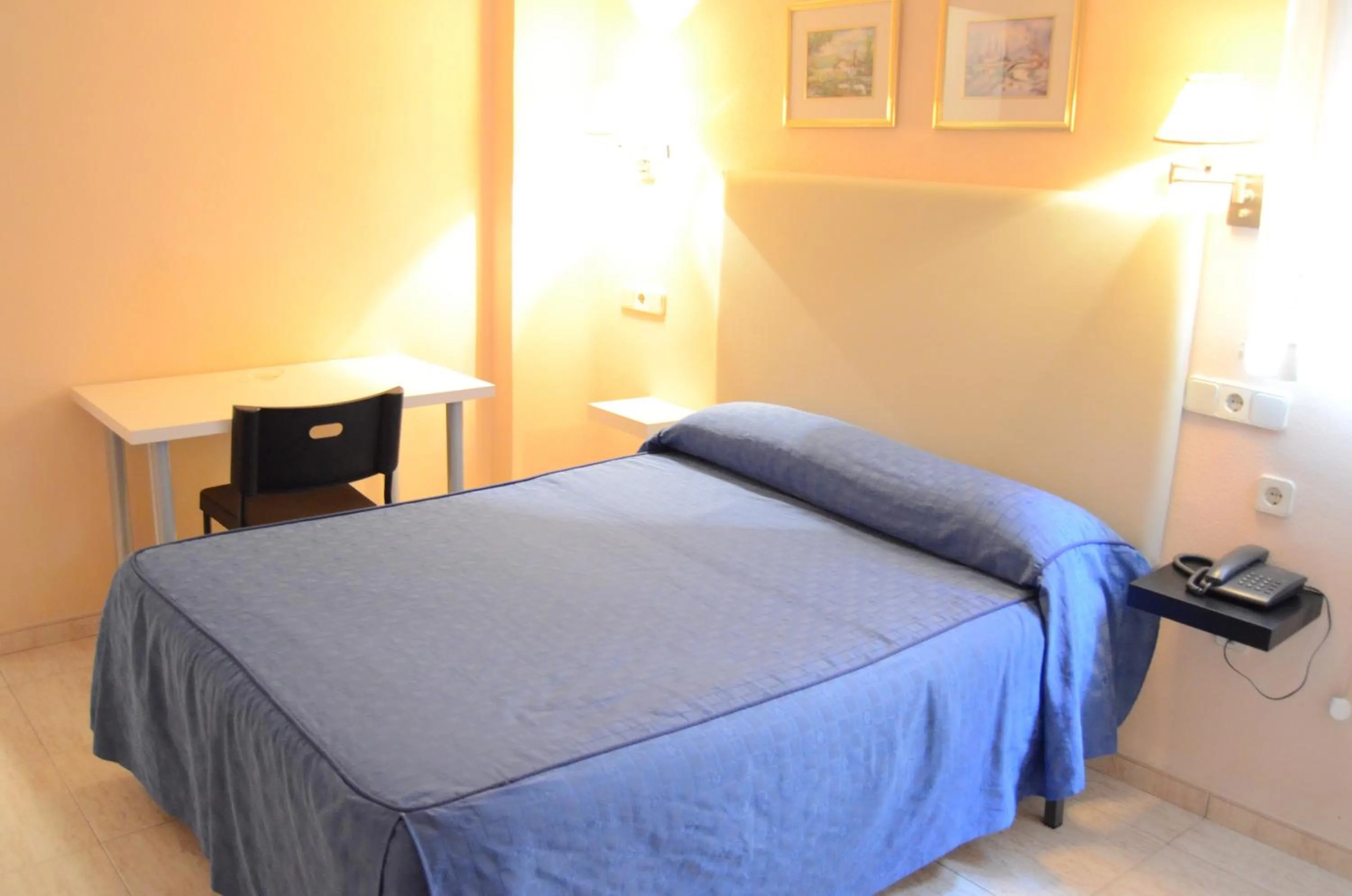 Photo of the whole room, Bed in Hotel Legazpi