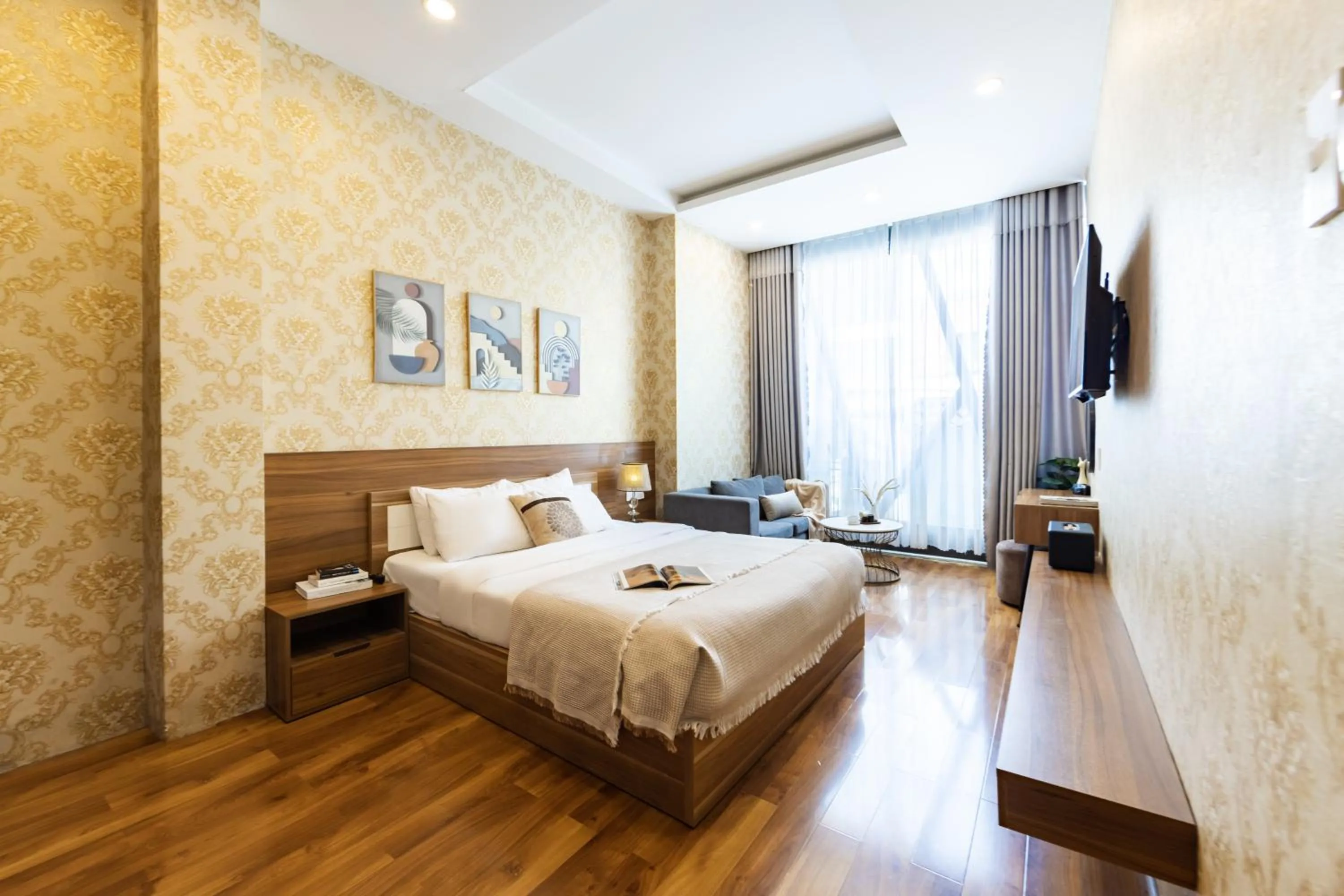 Bed in TTR Vincent Hotel