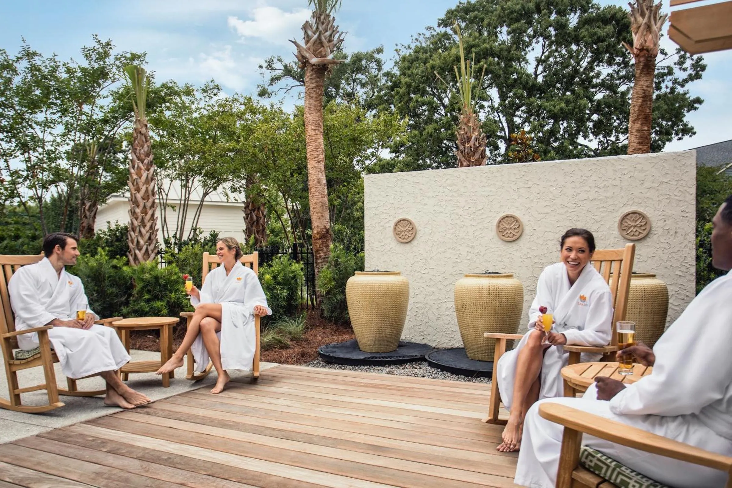 People in Gorgeously remodeled 2 bedroom ocean front unit - 509 South Hampton condo