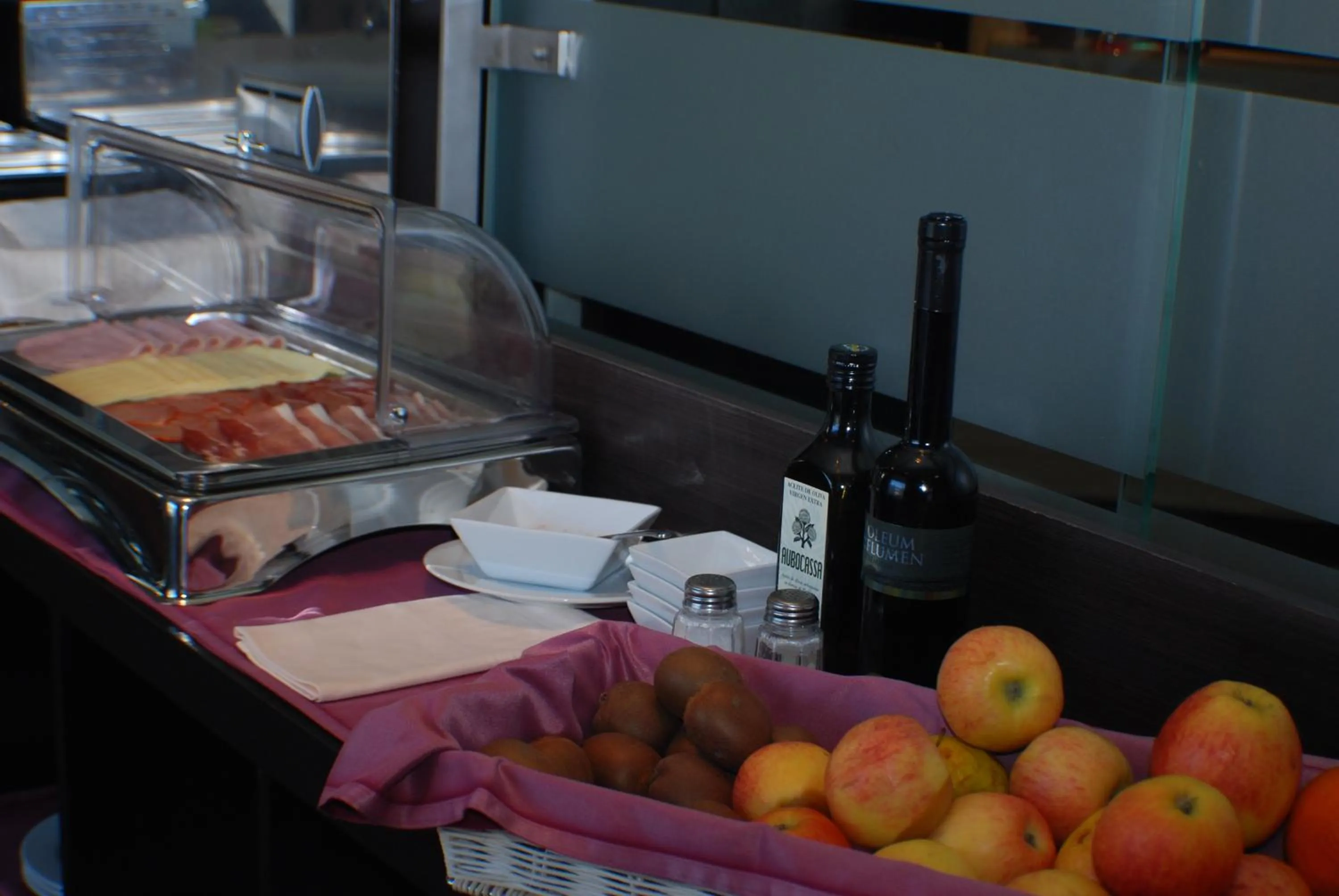 Restaurant/places to eat in Hotel Mieres del Camino