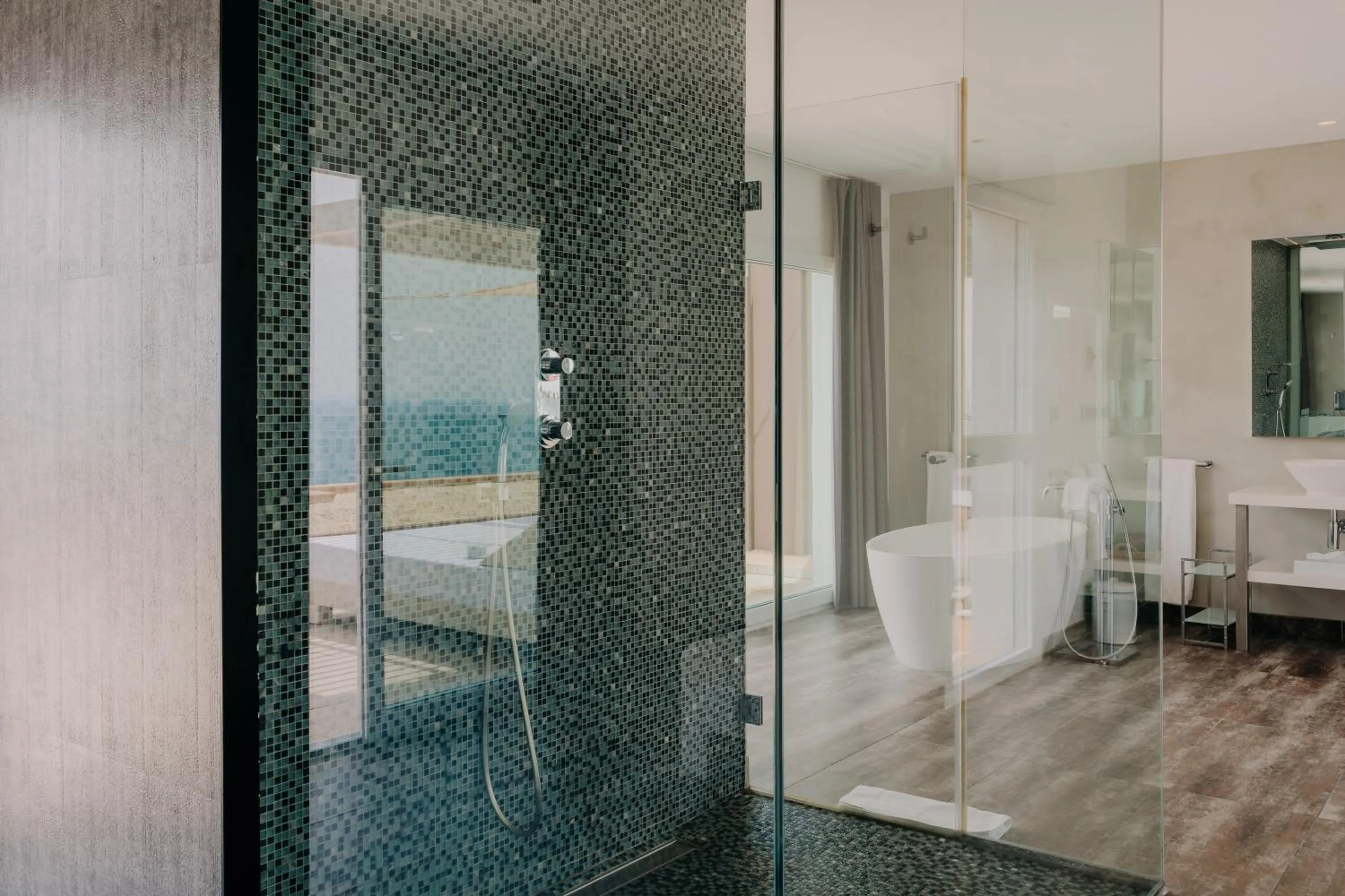 Bathroom in Hotel Vistabella