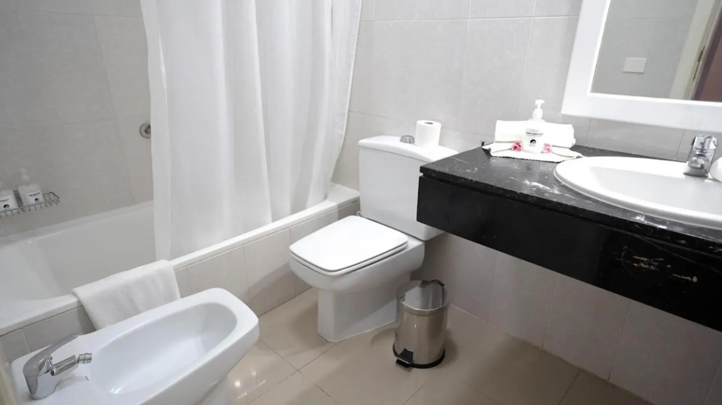 Bathroom in Coral La Quinta Park Suites