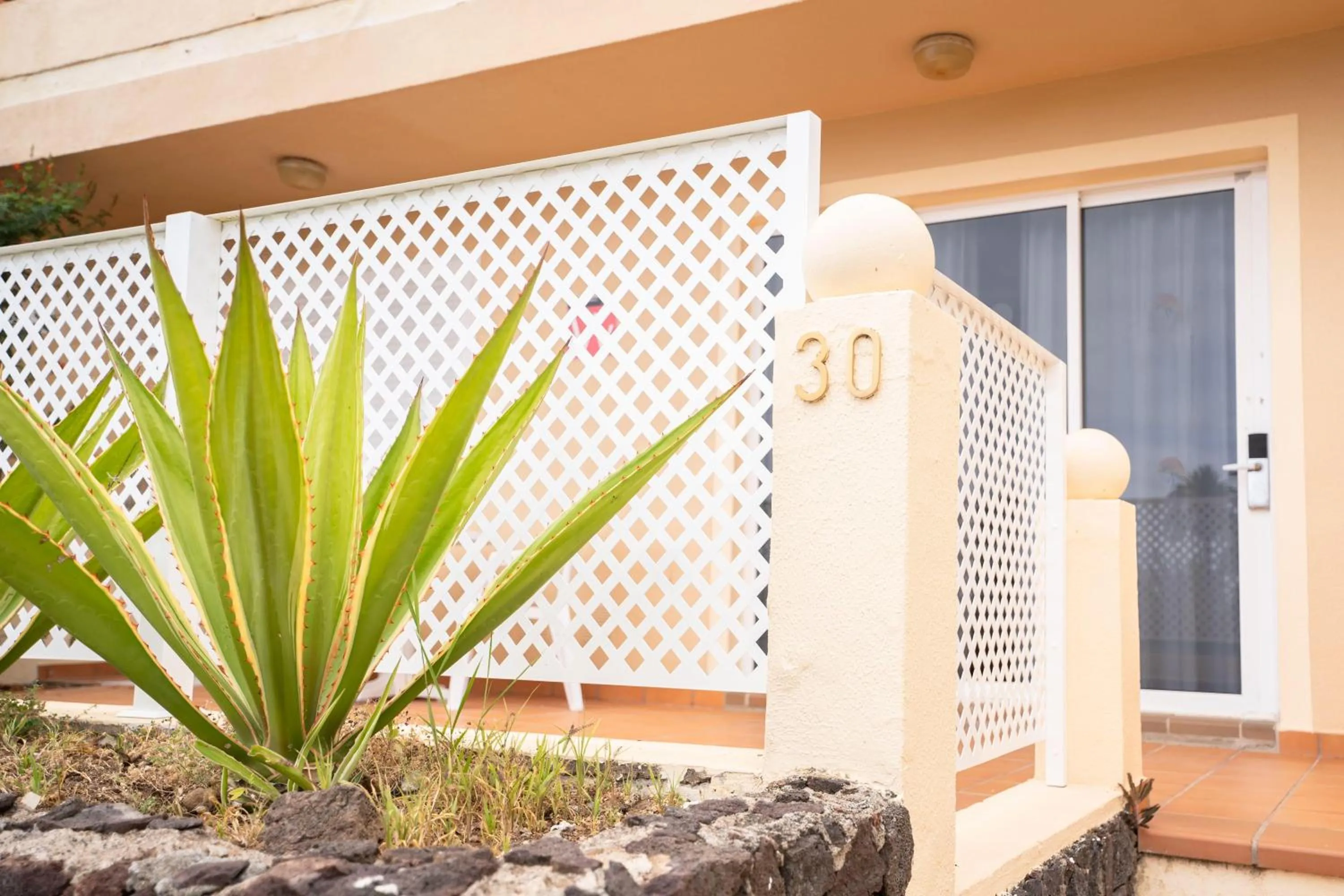 Bathroom in Coral La Quinta Park Suites