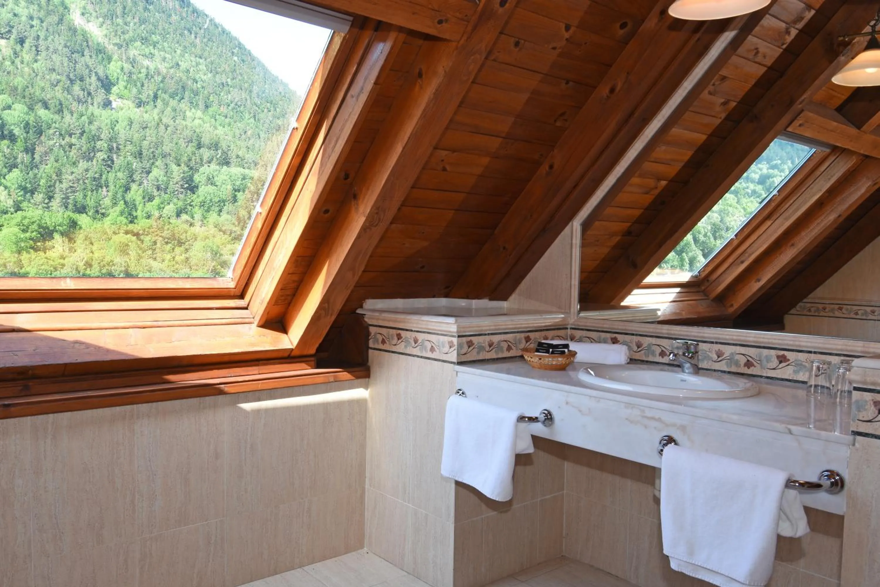 Bathroom in RVHotels Orri