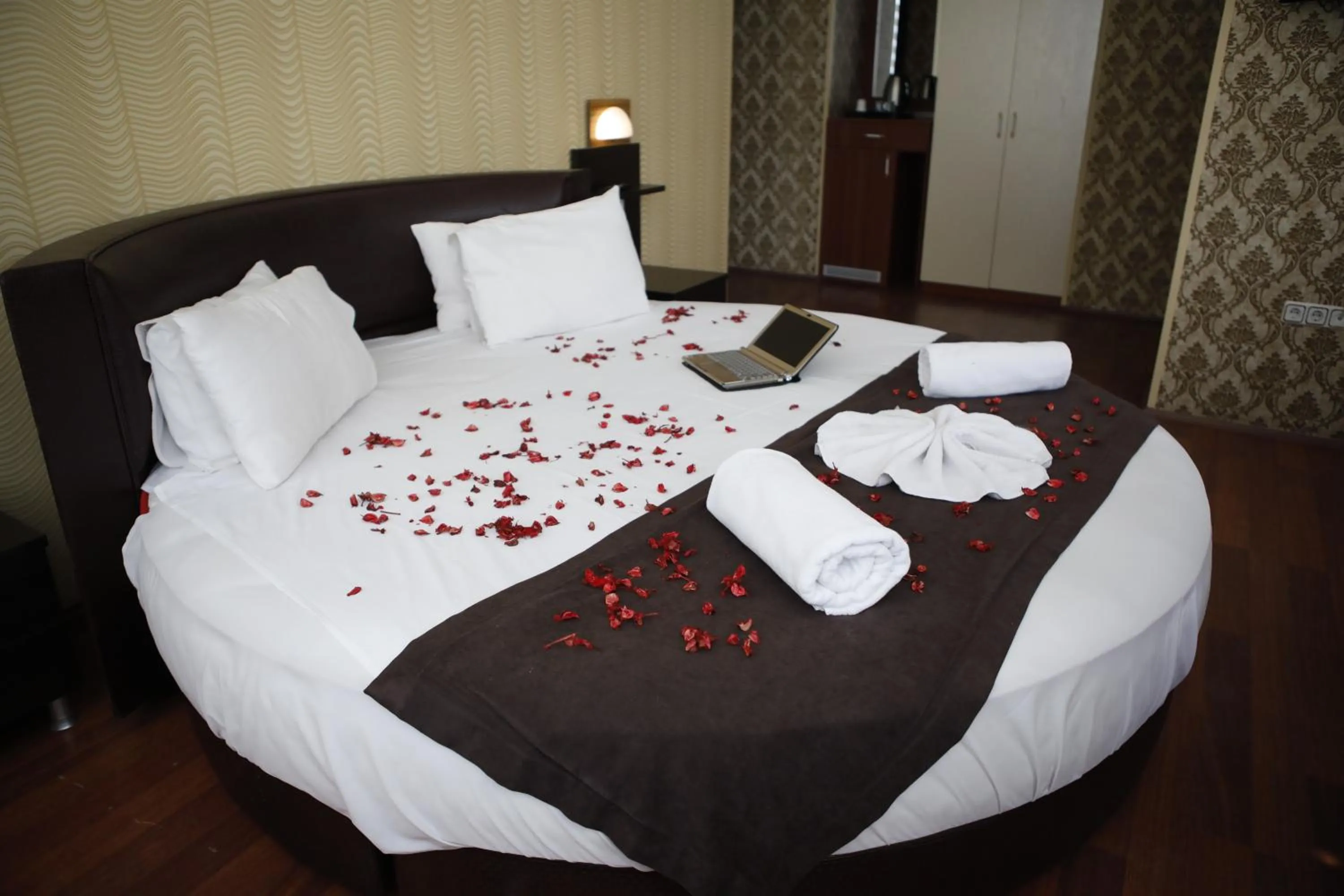 Bed in Safir Hotels Silivri