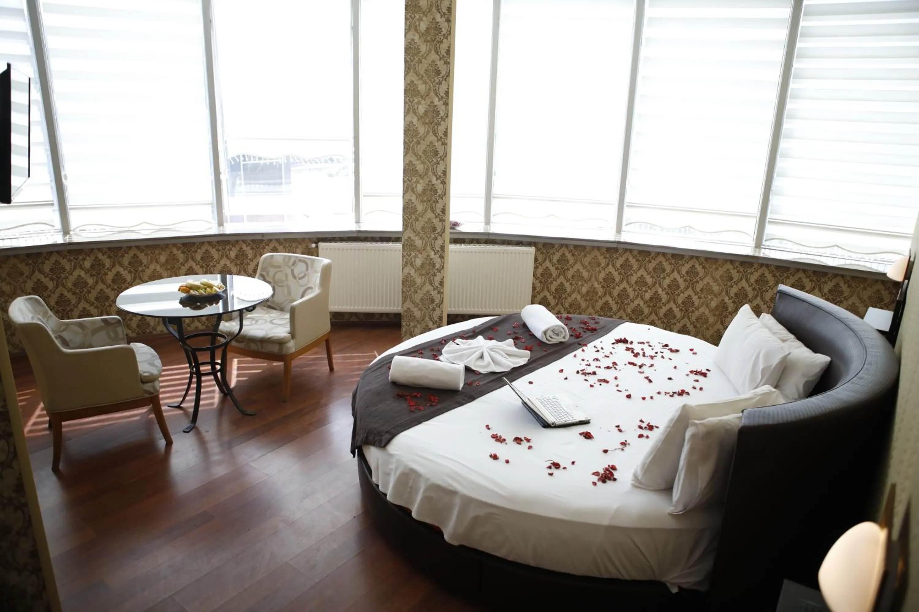 Bed in Safir Hotels Silivri