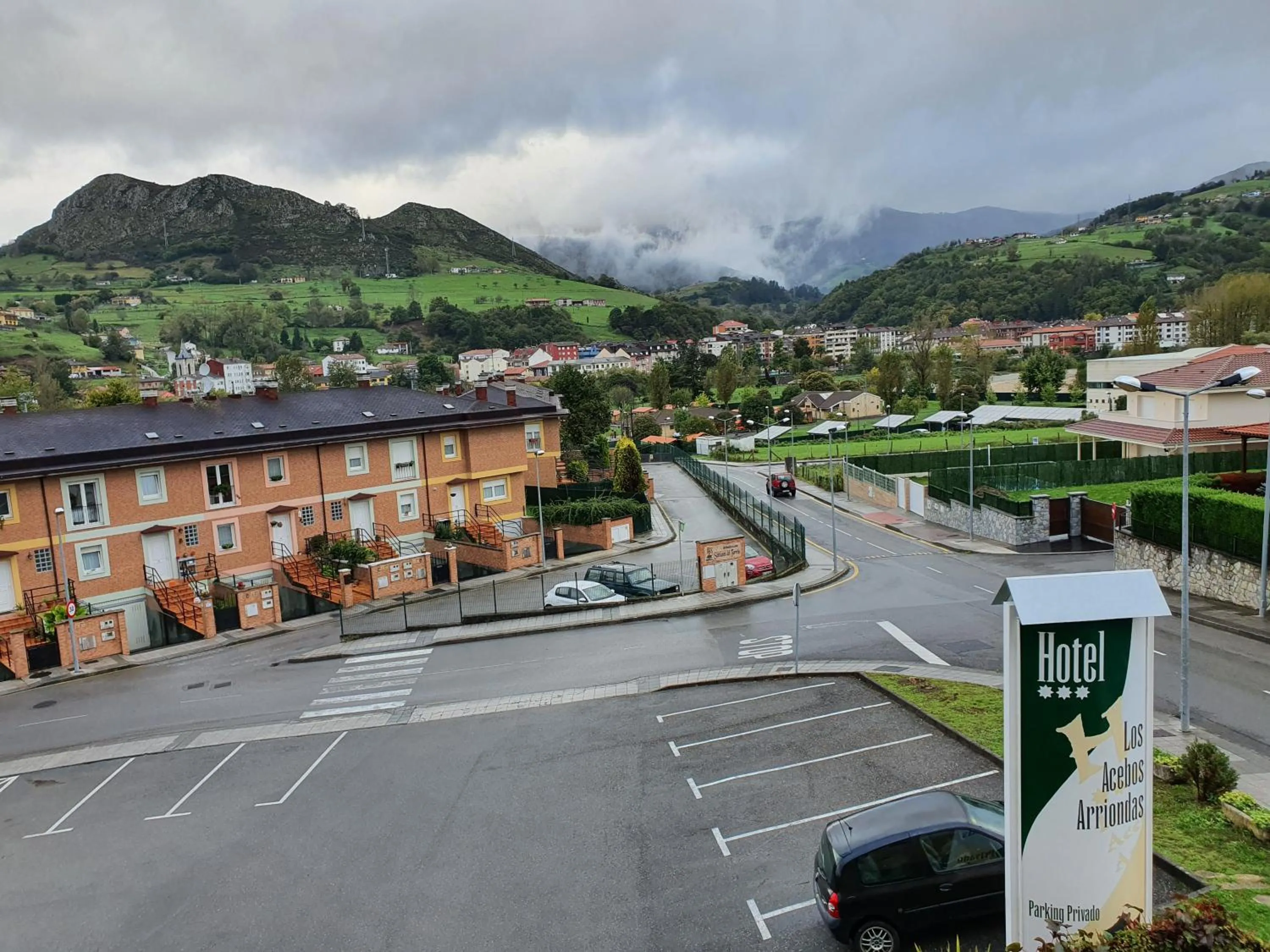 Neighbourhood in Los Acebos Arriondas