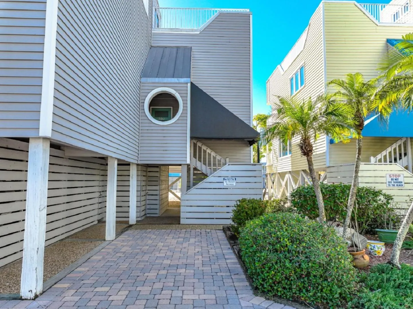 Coastal Surfside By Beachside Management