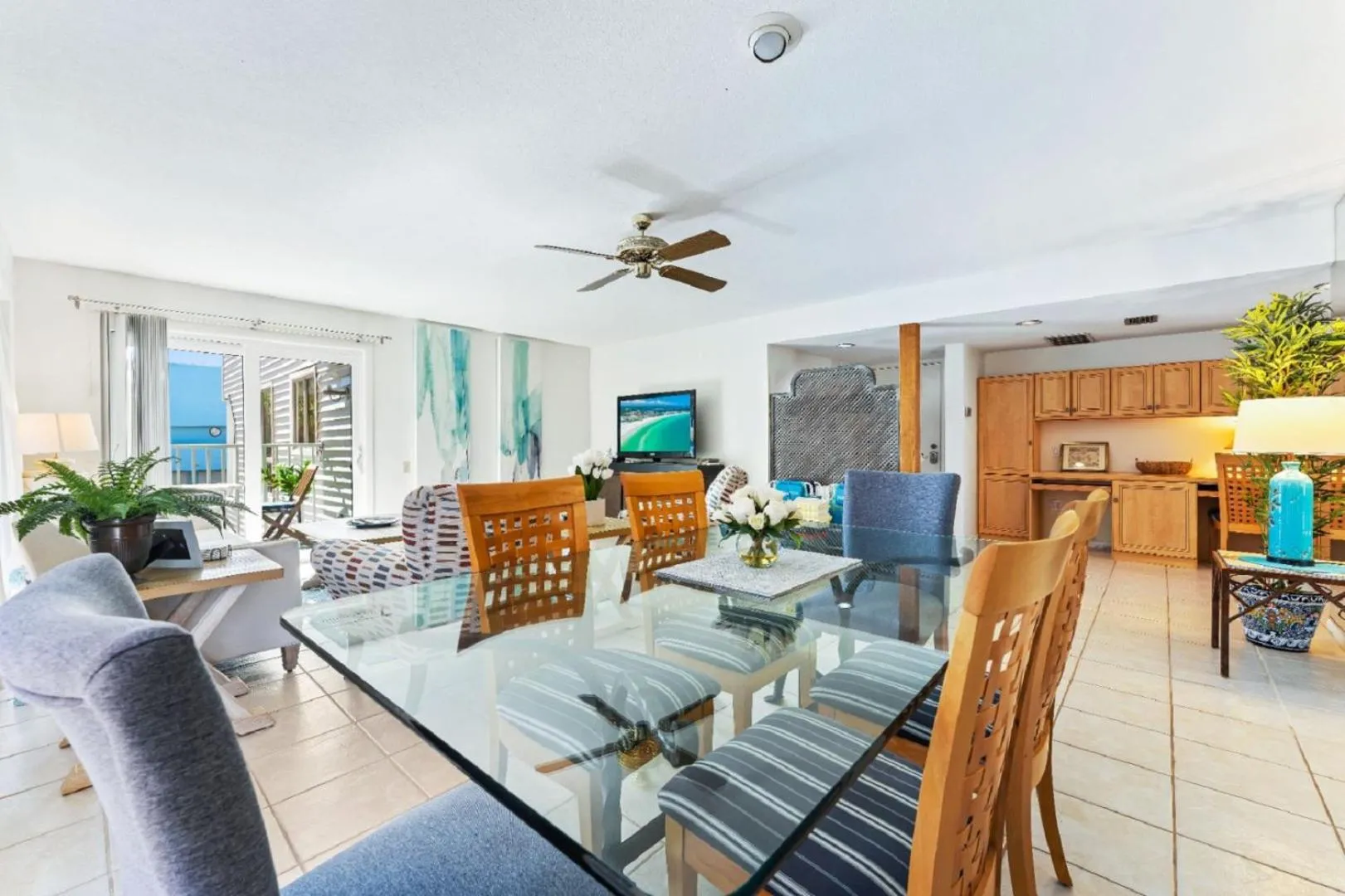 Coastal Surfside By Beachside Management