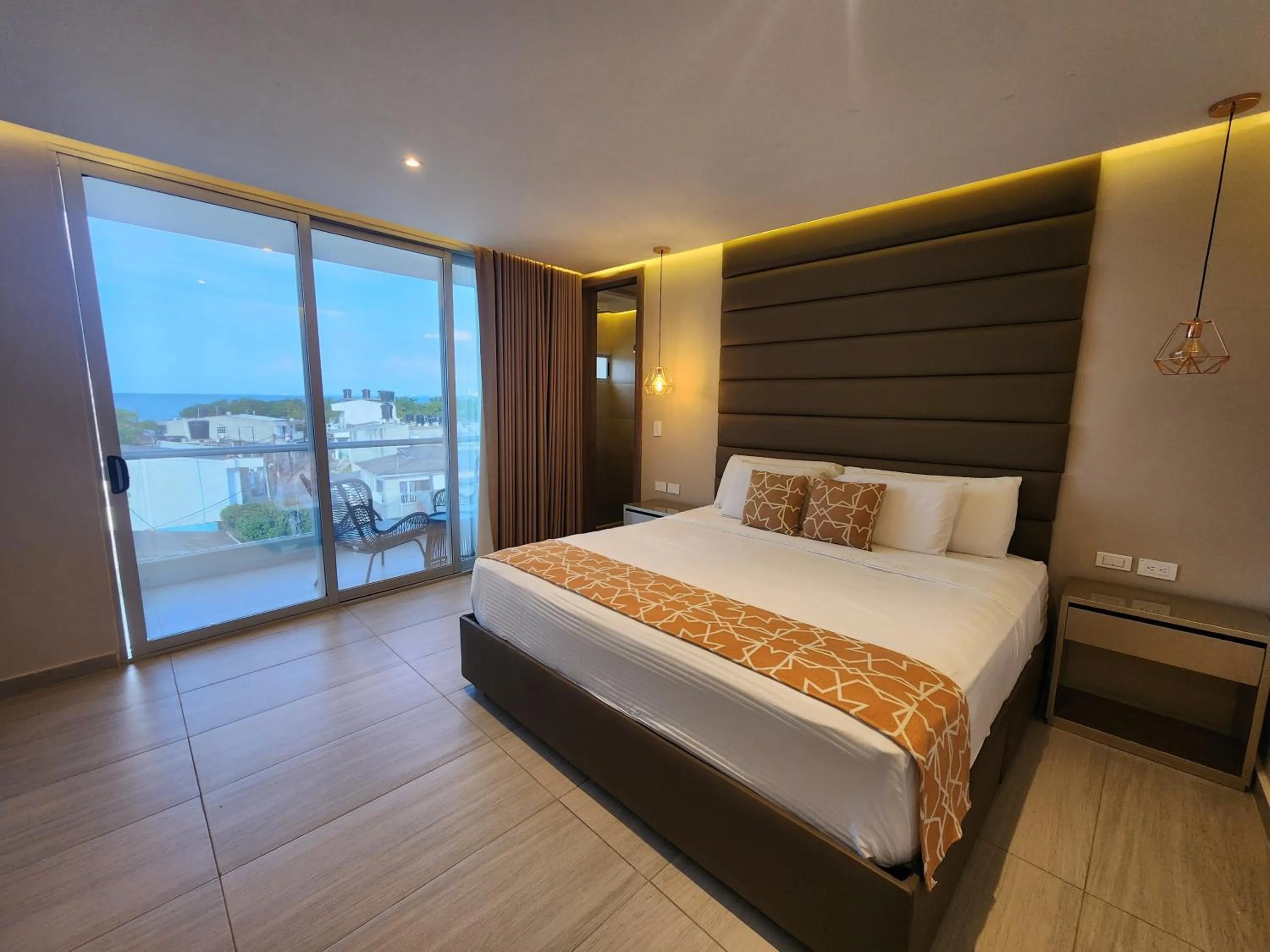 Photo of the whole room in Hotel y Cabañas Covemar