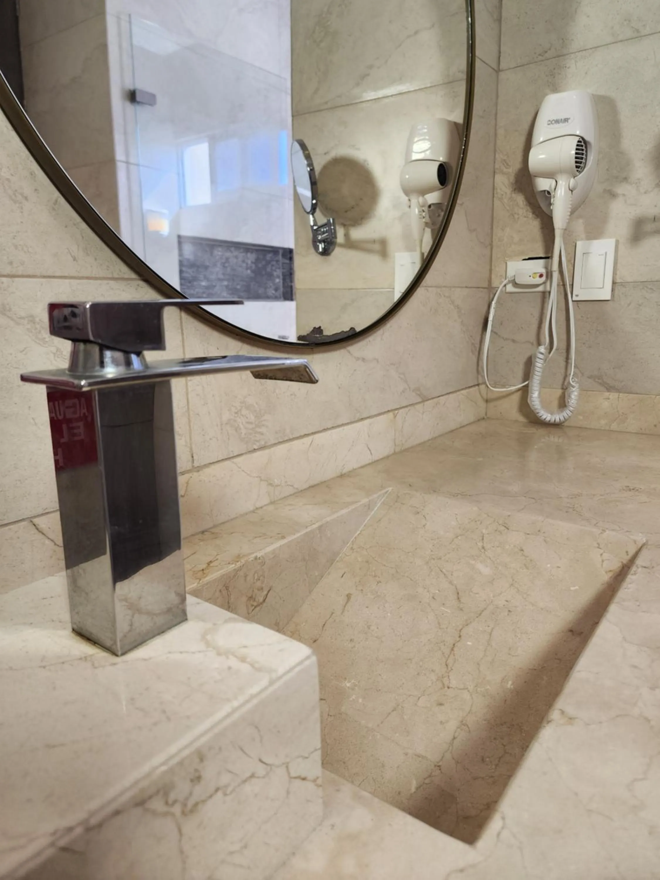 Bathroom in Hotel y Cabañas Covemar