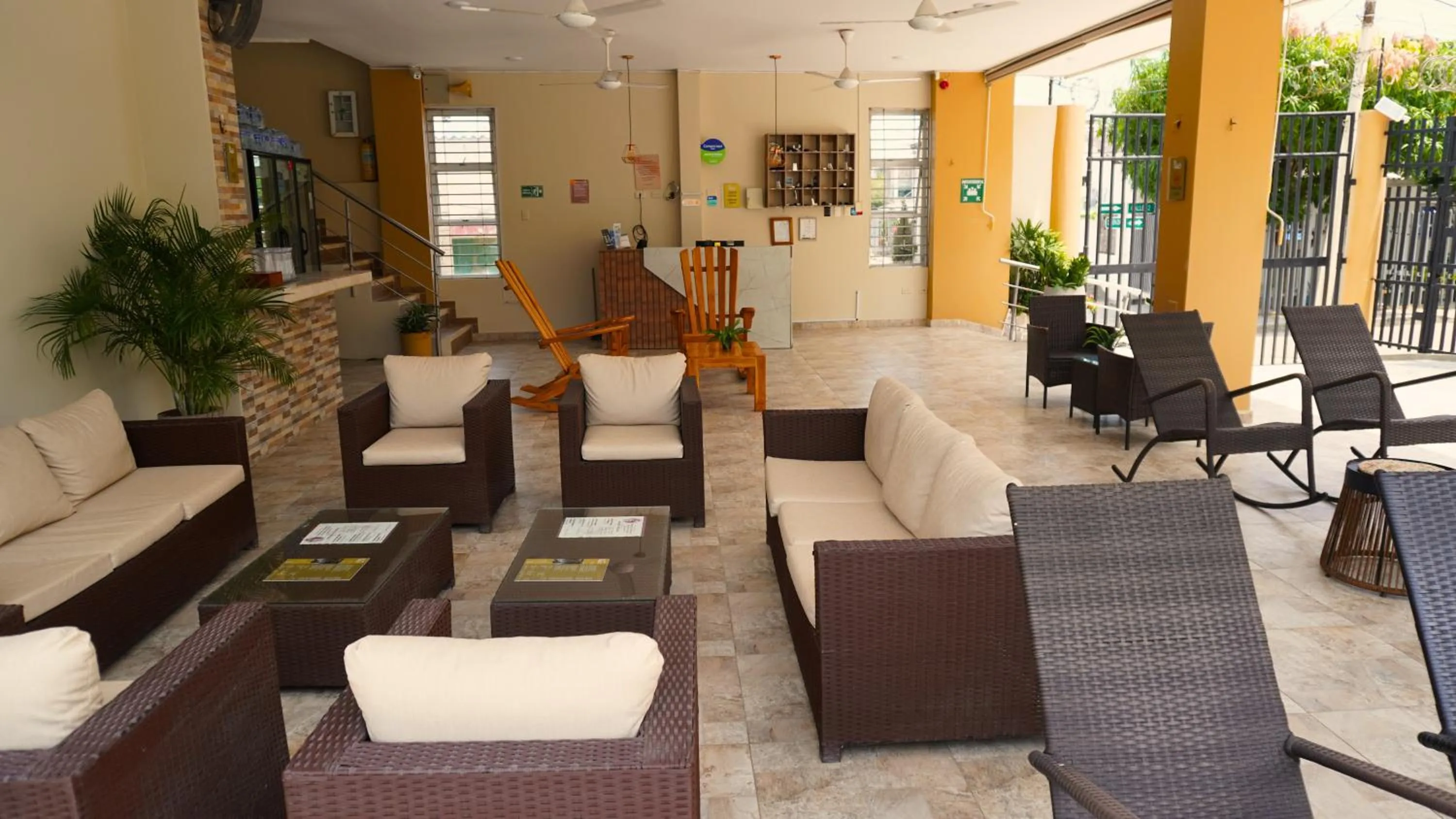 Seating area in Hotel y Cabañas Covemar