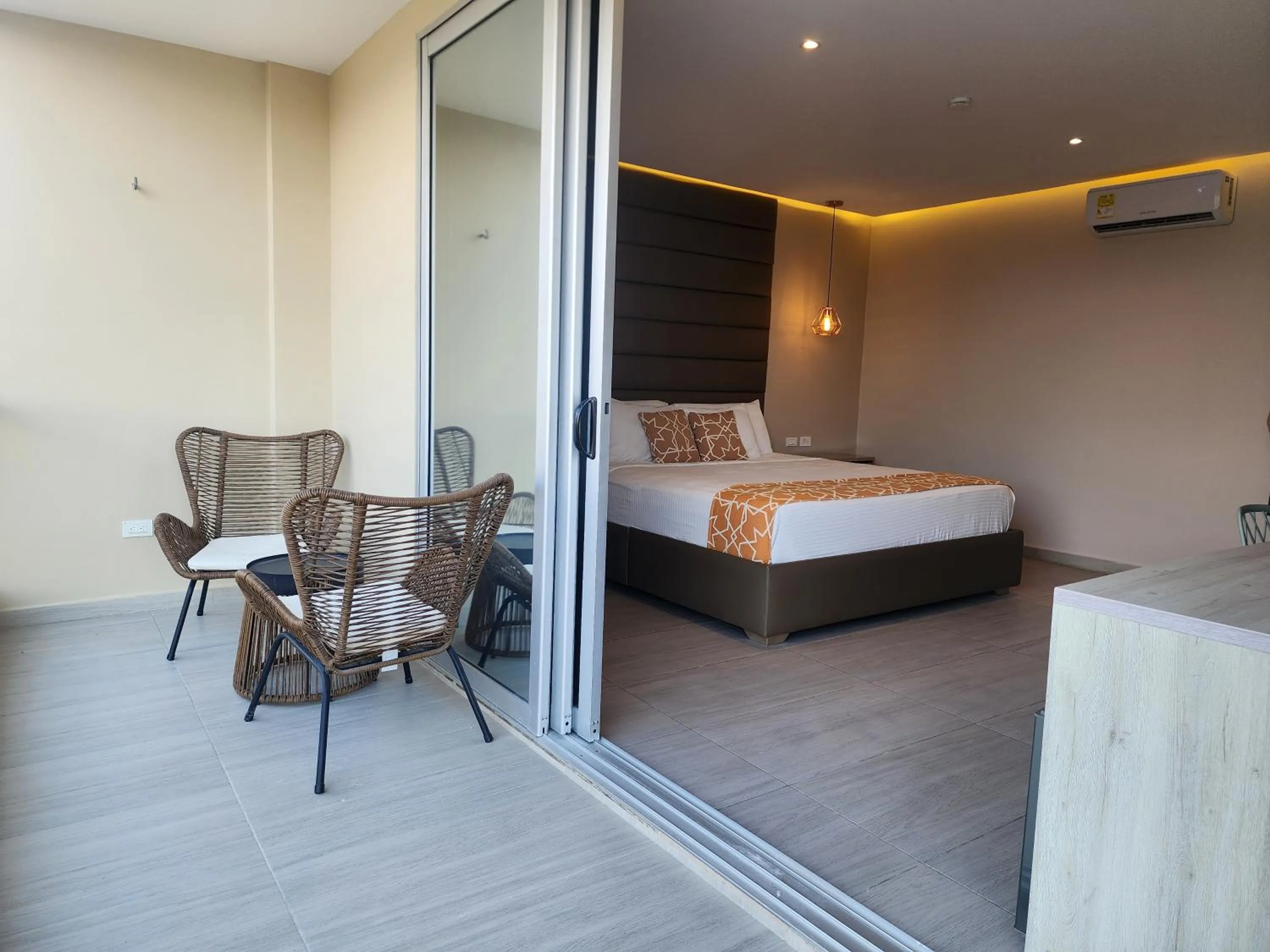 Bedroom in Hotel y Cabañas Covemar