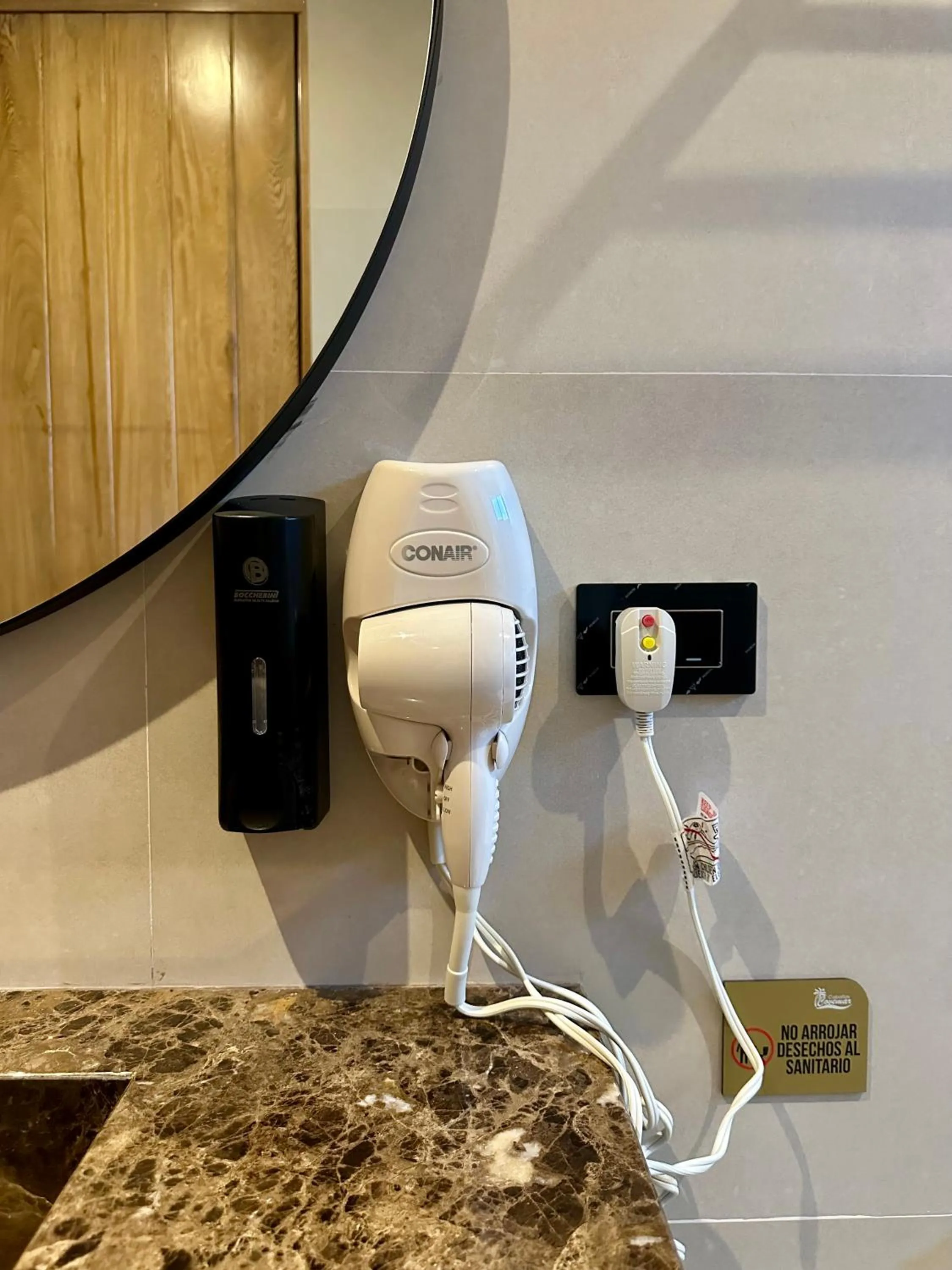 hair dryier in Hotel y Cabañas Covemar