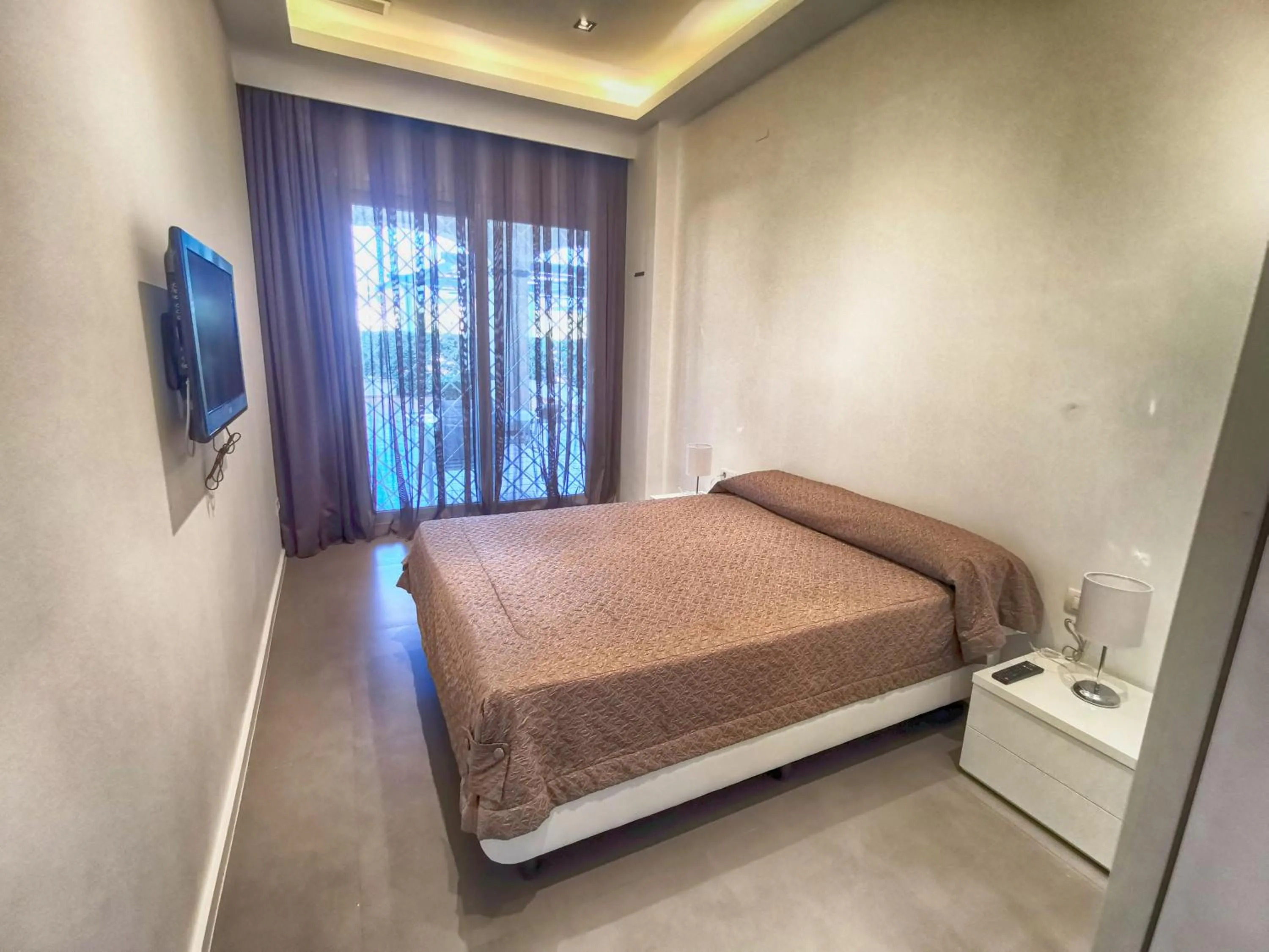 Bed in Leo San Bruno