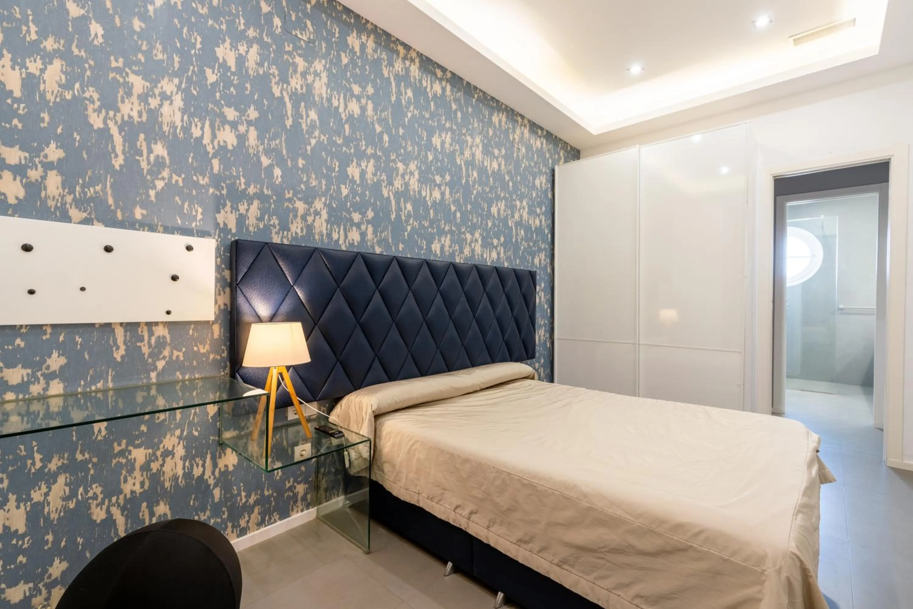 Bed in Leo San Bruno