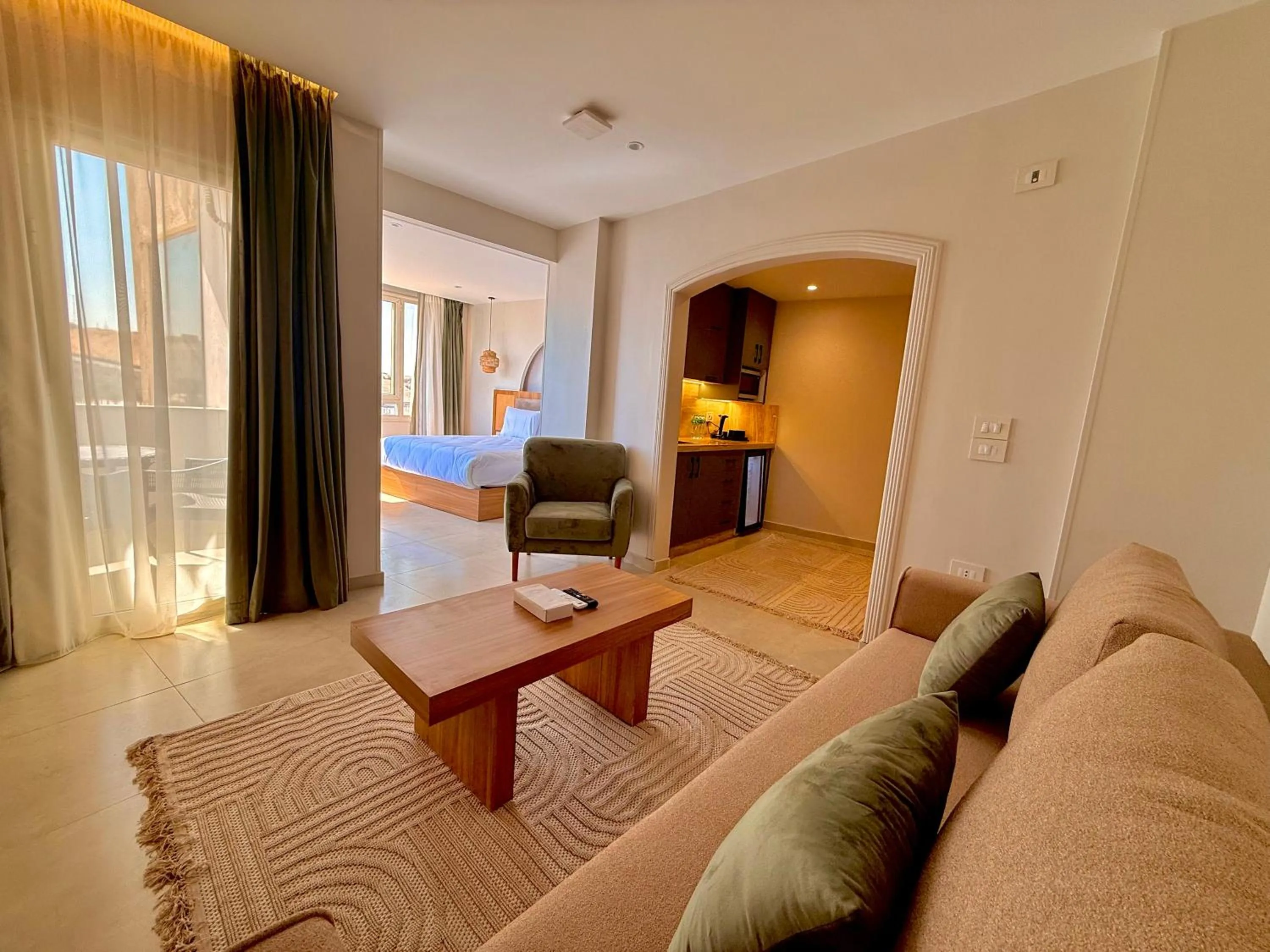 Photo of the whole room, Bed in New Museum Guest House, Pyramids View