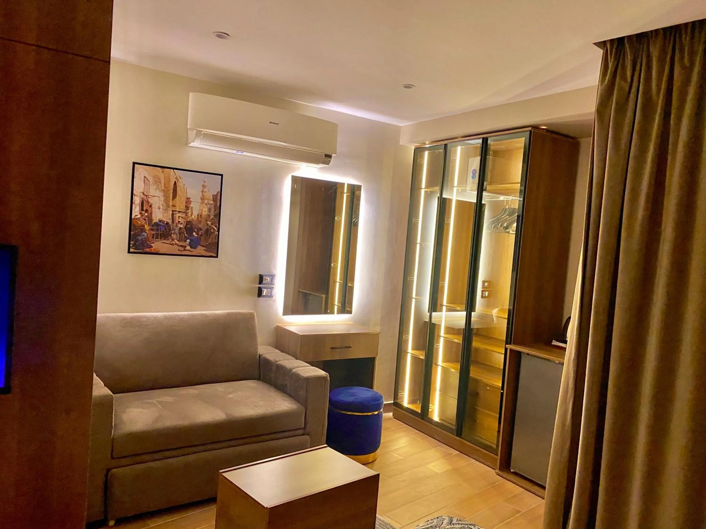 Bed in New Museum Guest House, Pyramids View