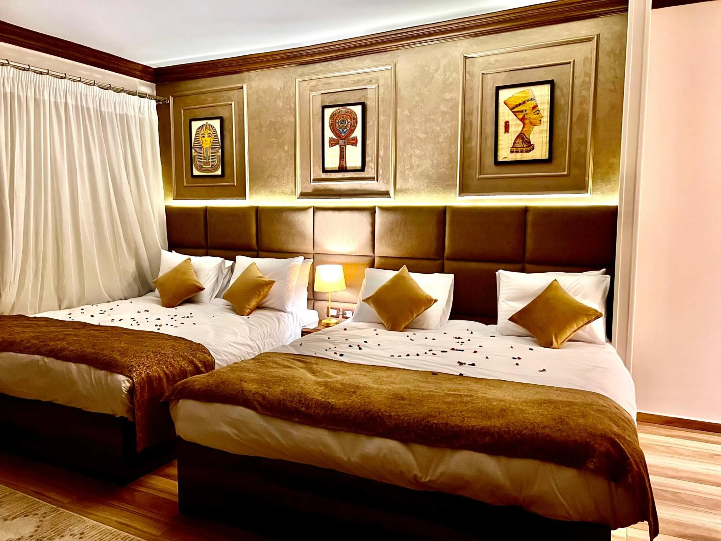 Bedroom, Bed in New Museum Guest House, Pyramids View