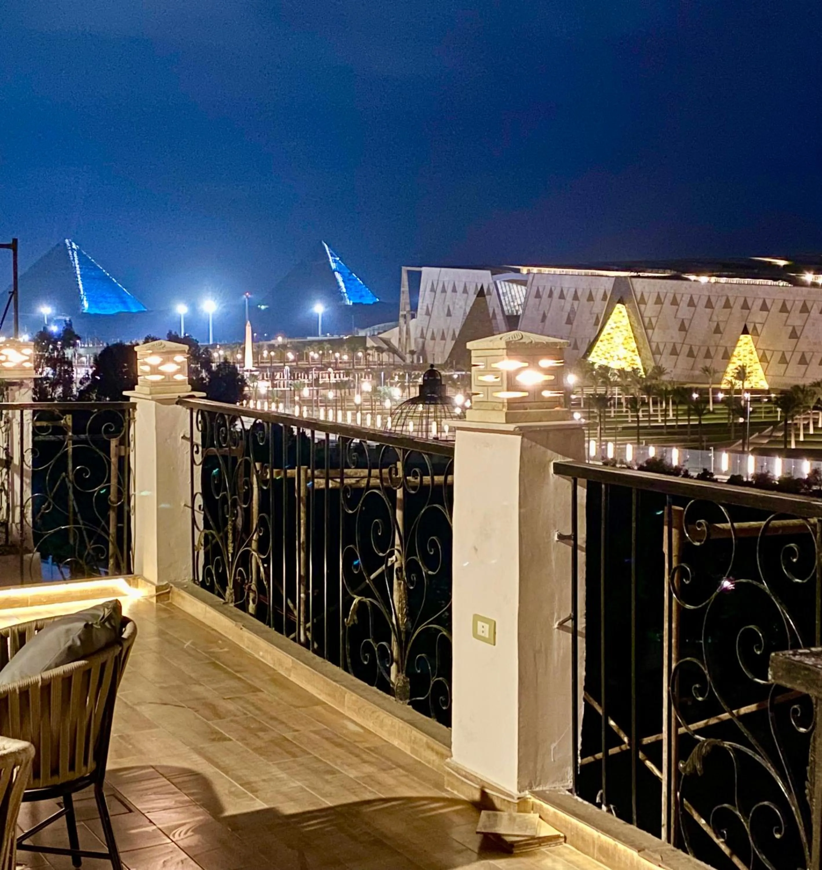 Balcony/Terrace in New Museum Guest House, Pyramids View