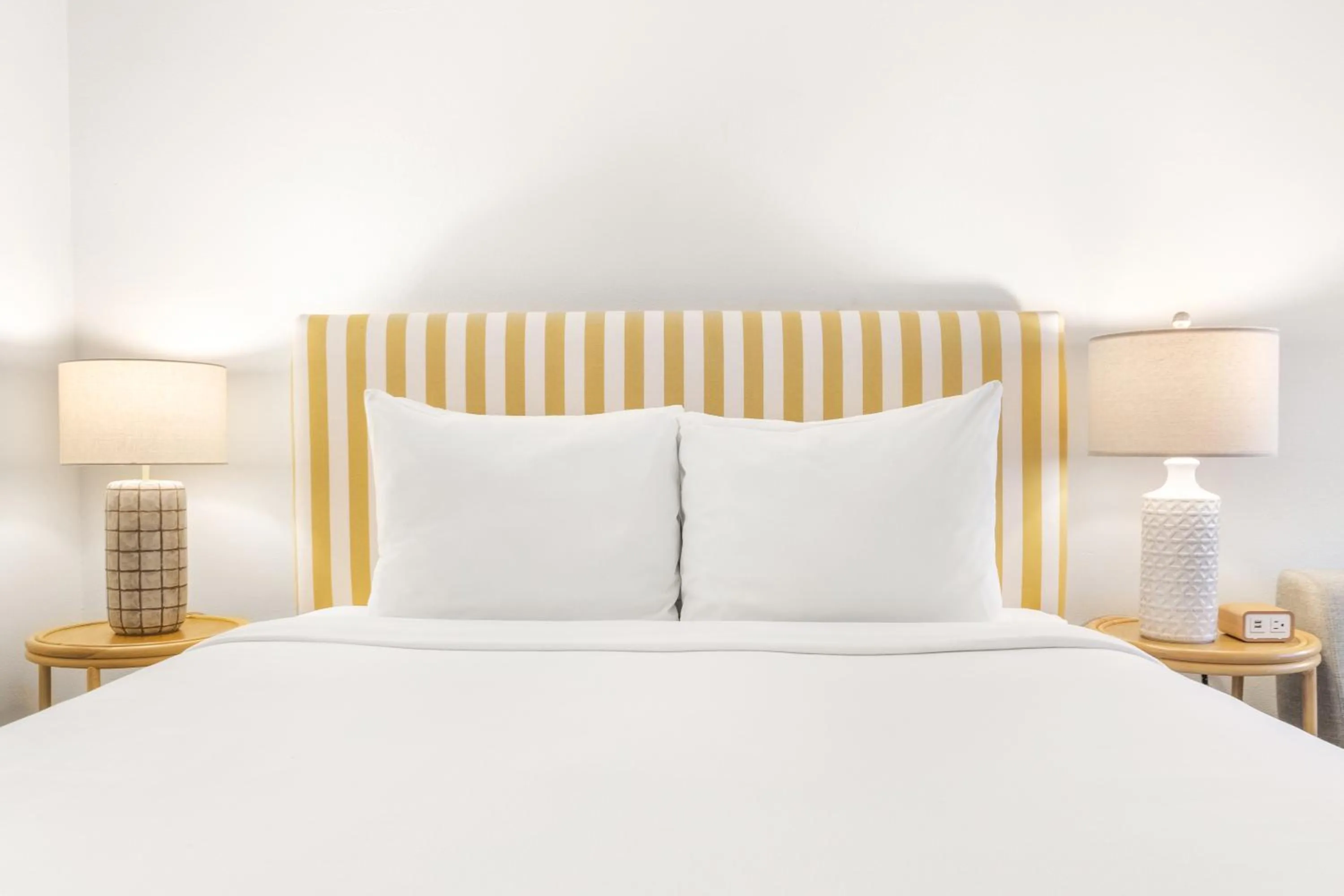 Bed in Aloha Fridays