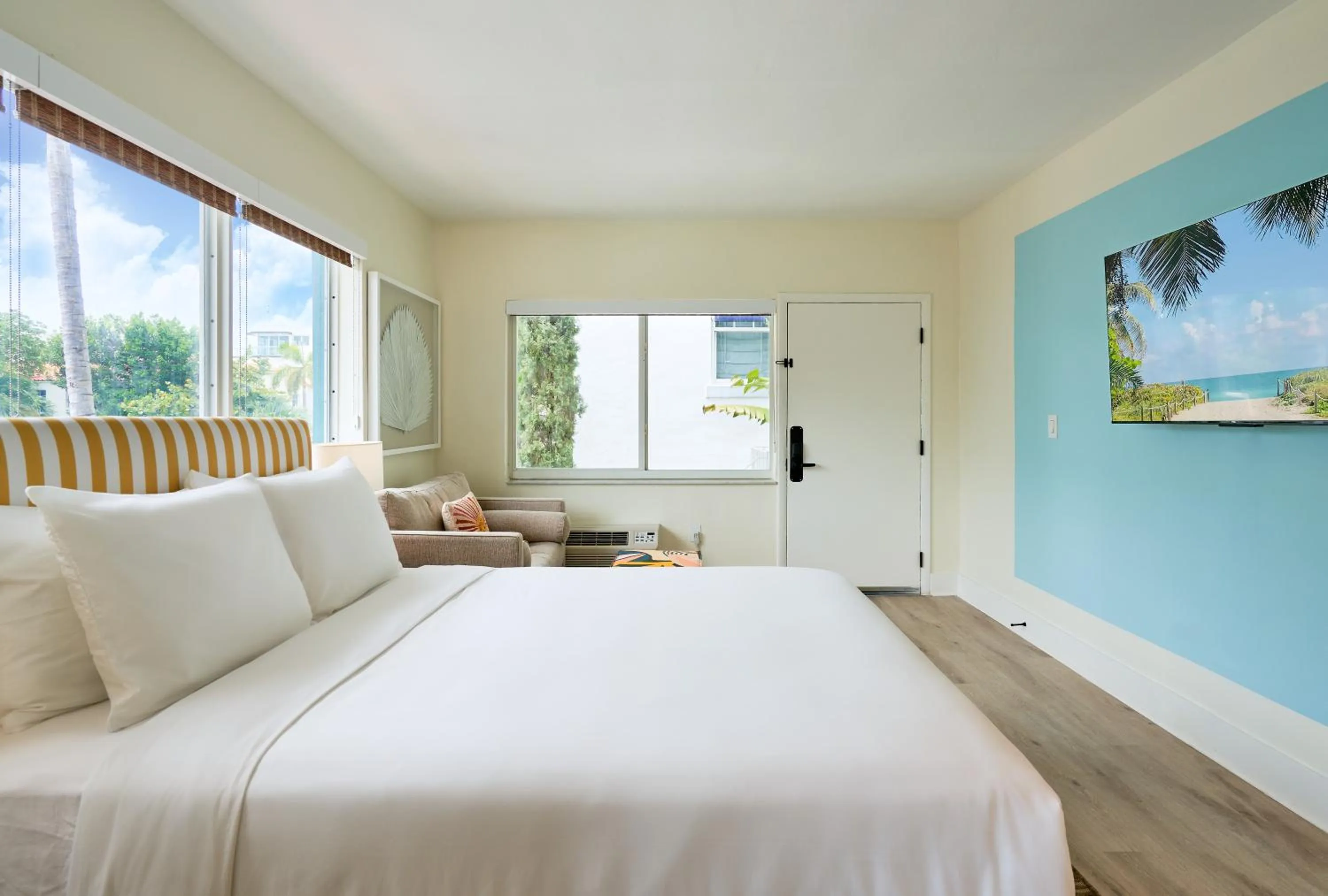 Bed in Aloha Fridays