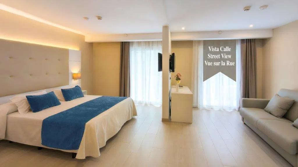 Bed in Hotel Pimar & Spa