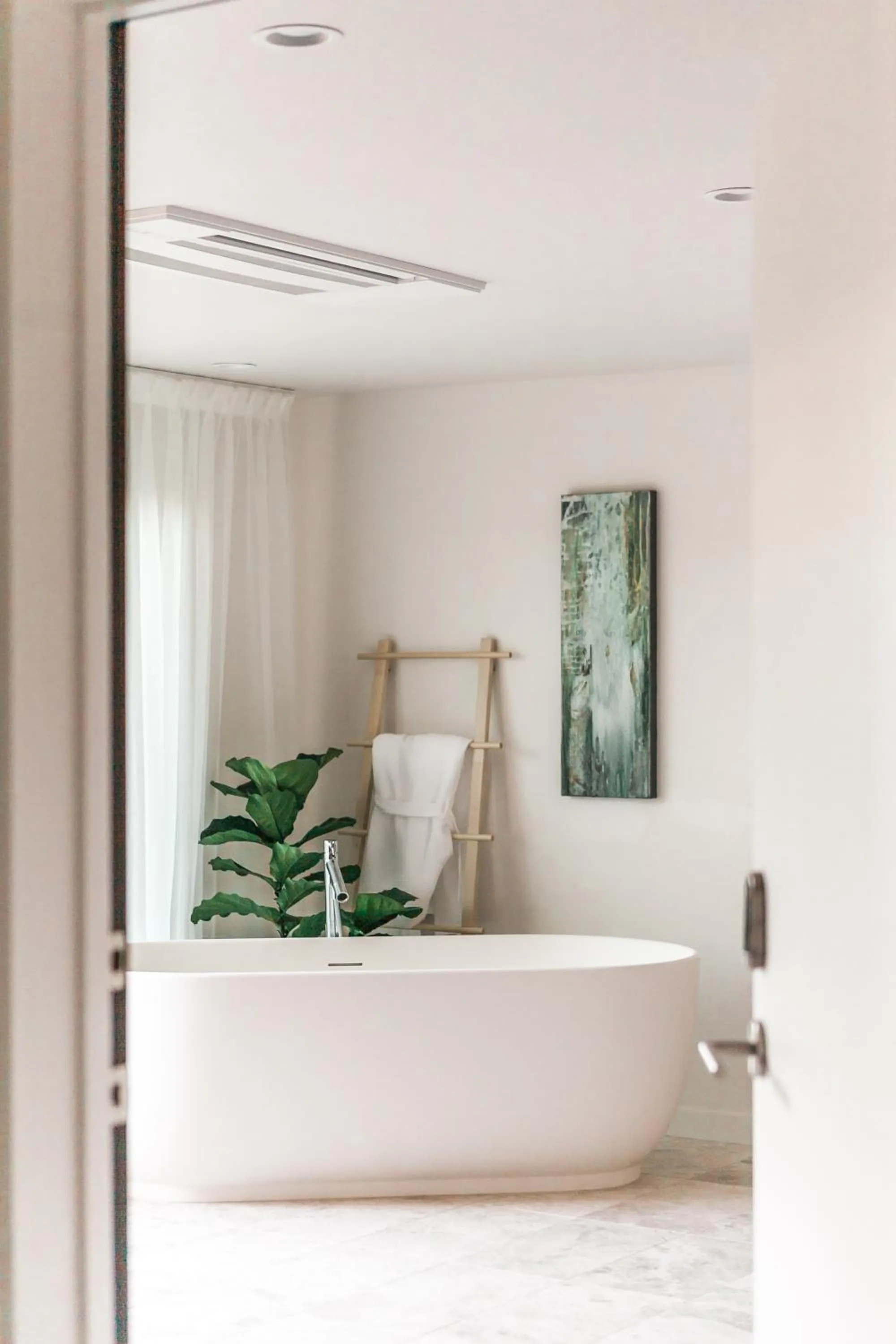 Bath, Bed in Twelve Senses Retreat