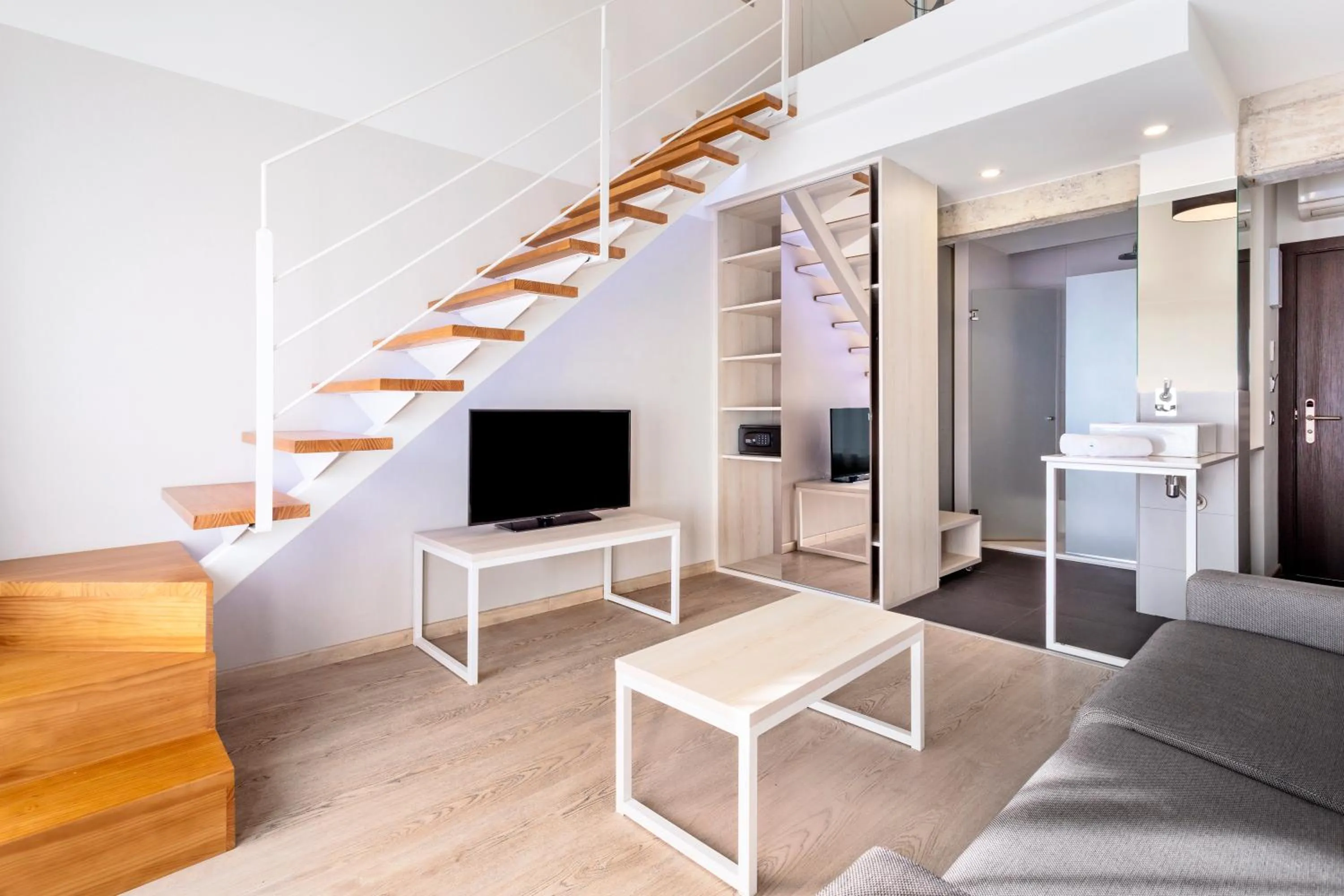 TV and multimedia in B&B HOTEL Donostia Aeropuerto