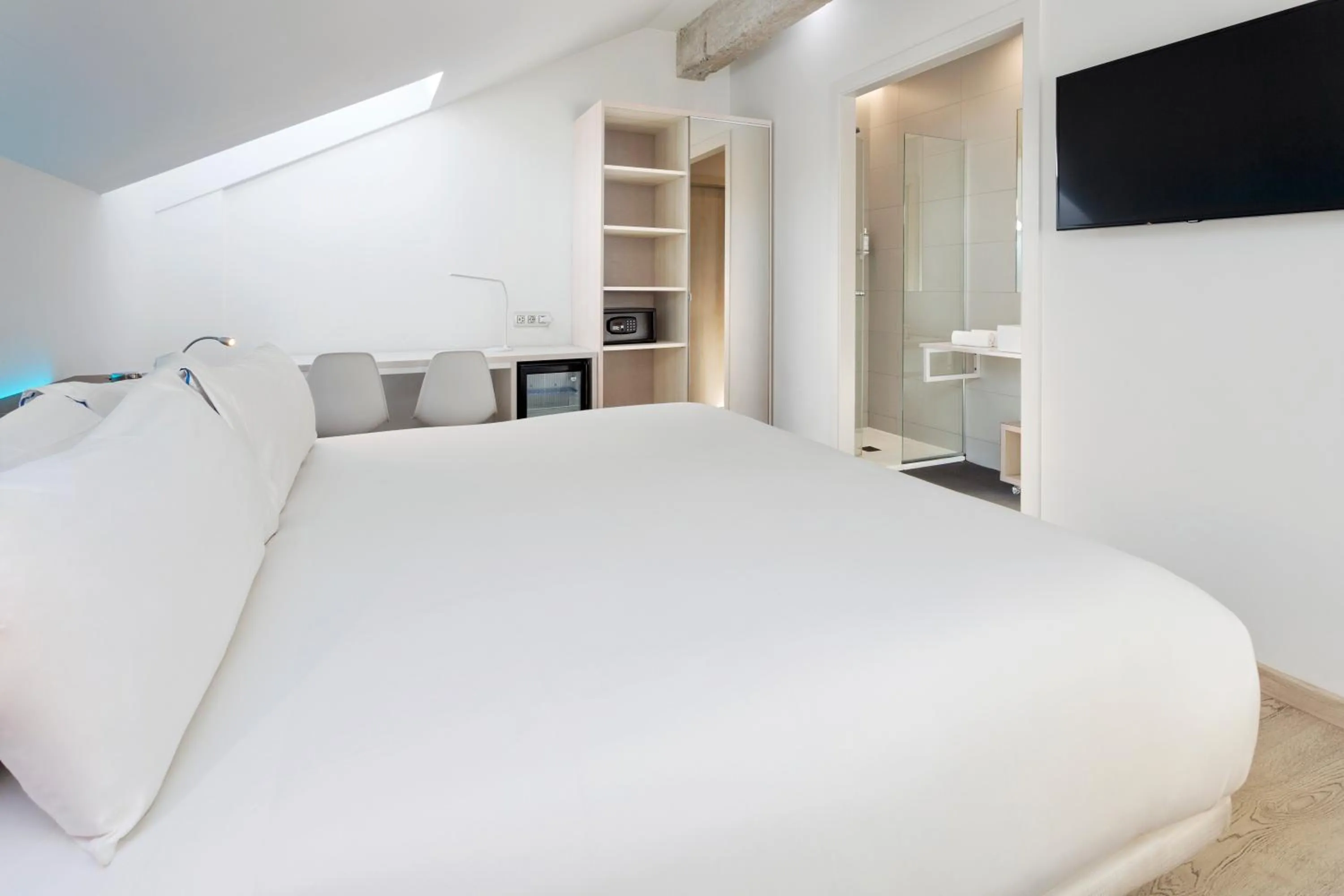 Bed in B&B HOTEL Donostia Aeropuerto