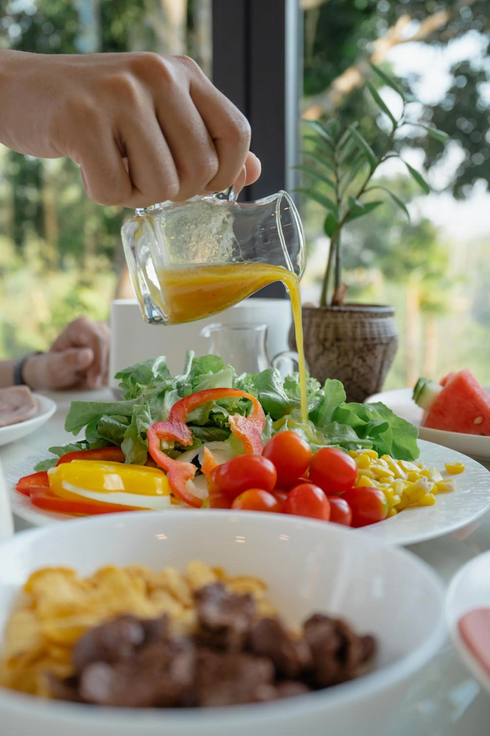 Food and drinks in VeeVaree Riverkwai Resort