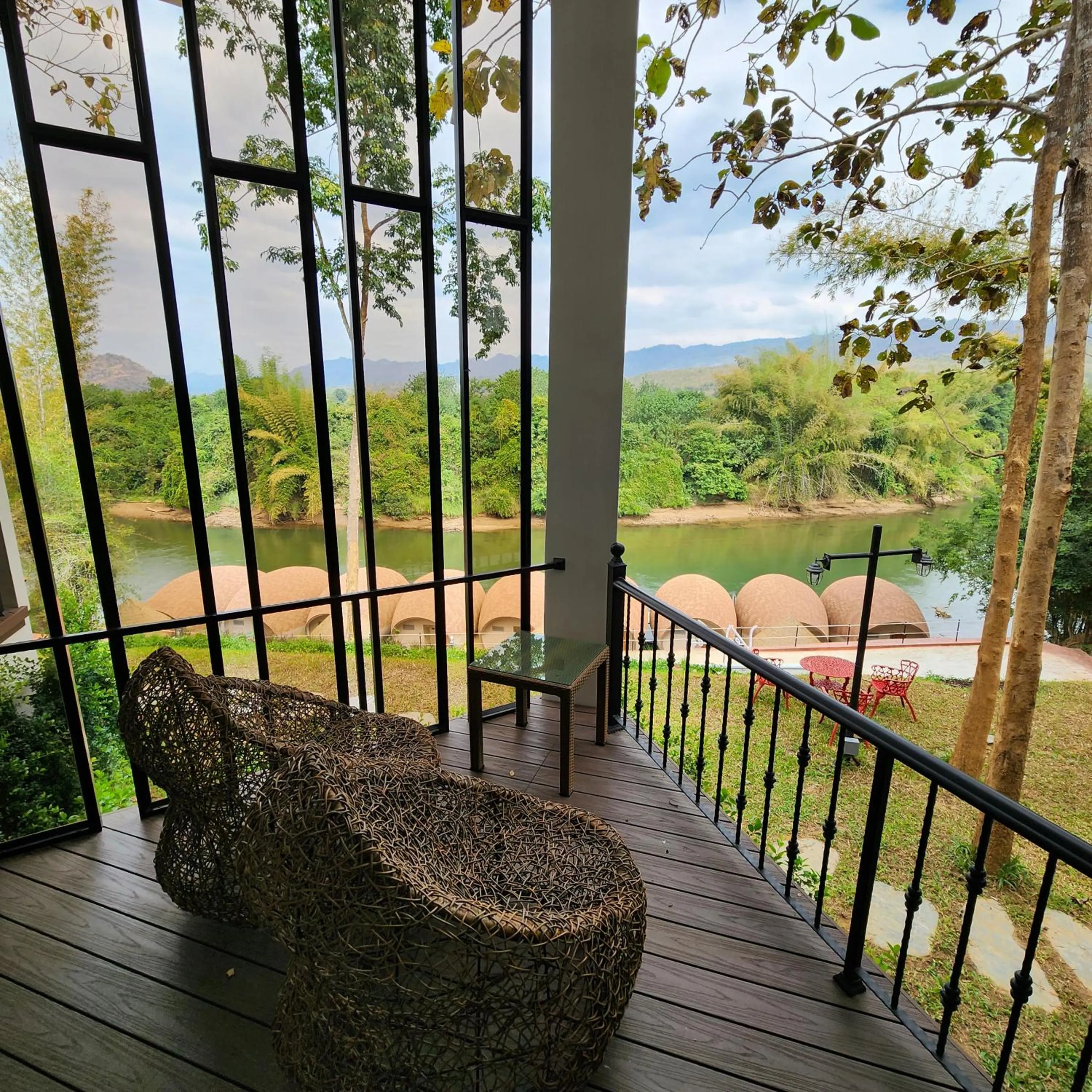 VeeVaree Riverkwai Resort