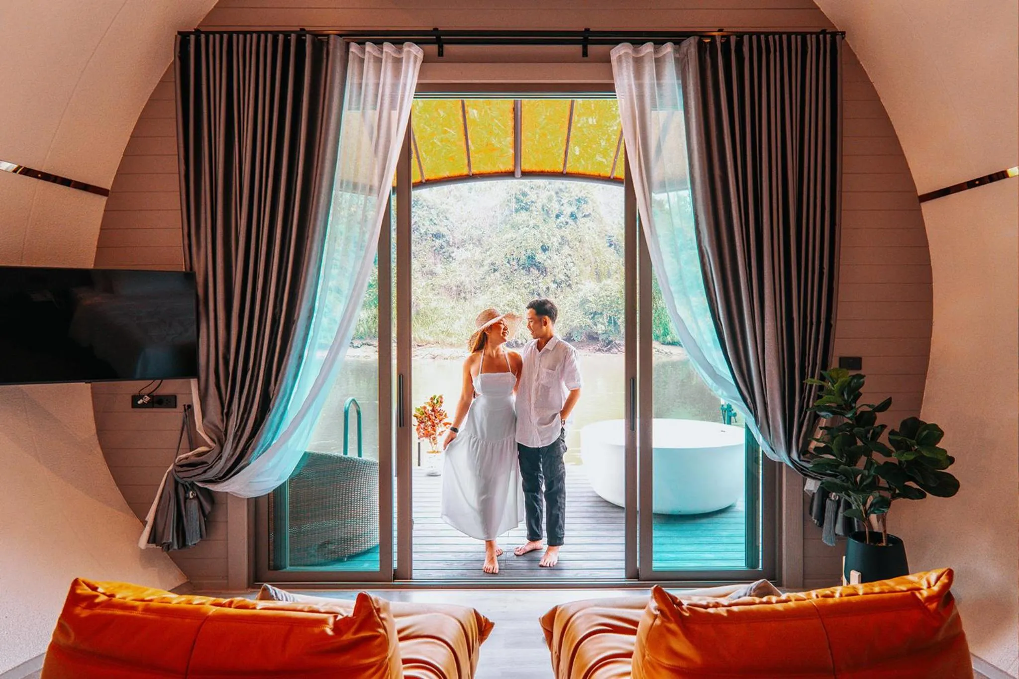 Bed in VeeVaree Riverkwai Resort