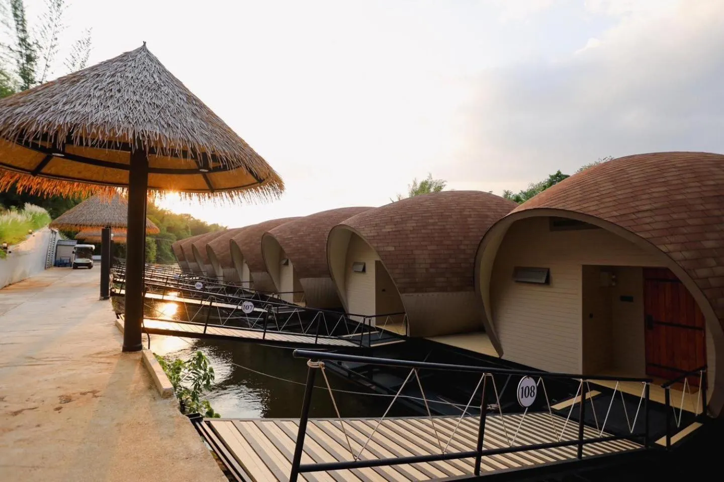 VeeVaree Riverkwai Resort