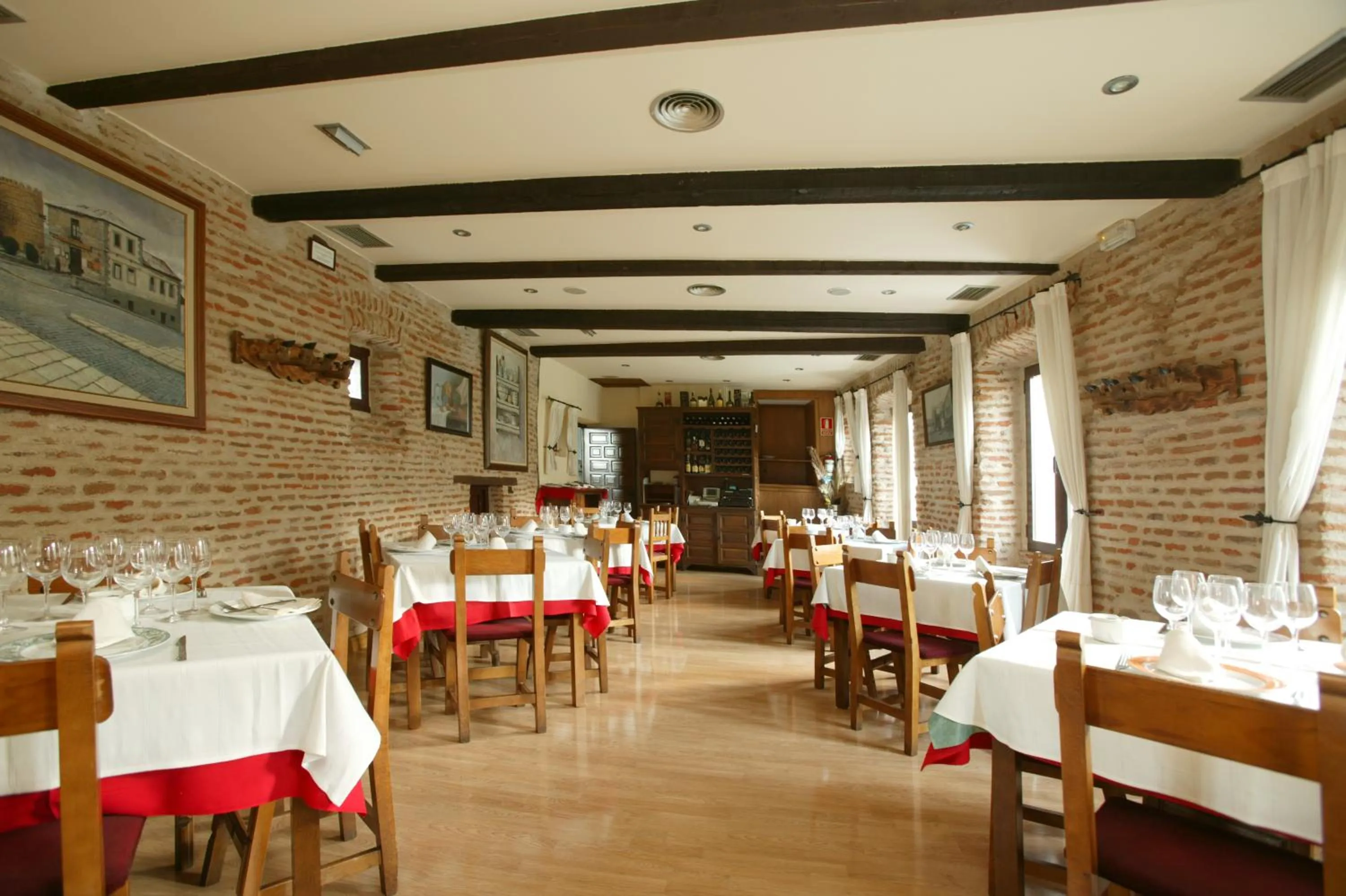 Restaurant/places to eat in Hotel Las Murallas