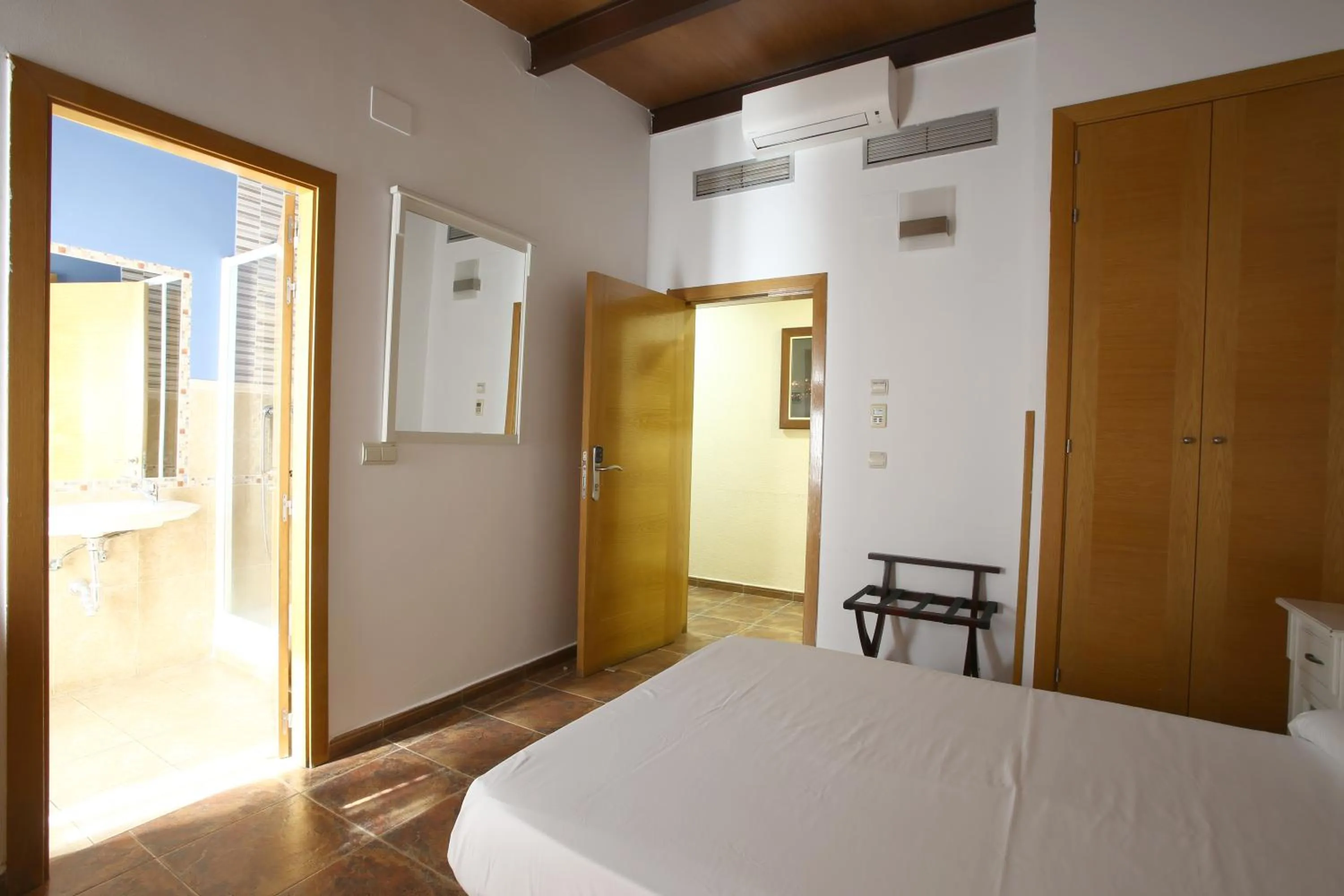 Bed in Hotel Las Murallas