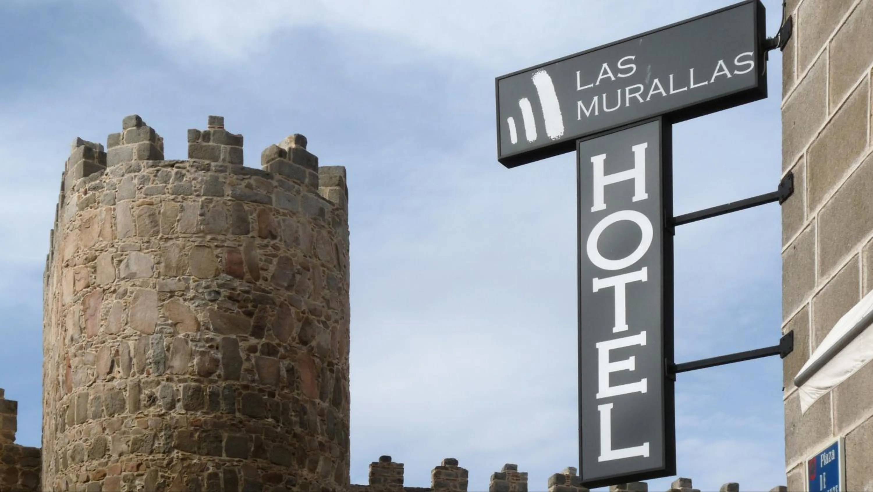 Property logo or sign in Hotel Las Murallas