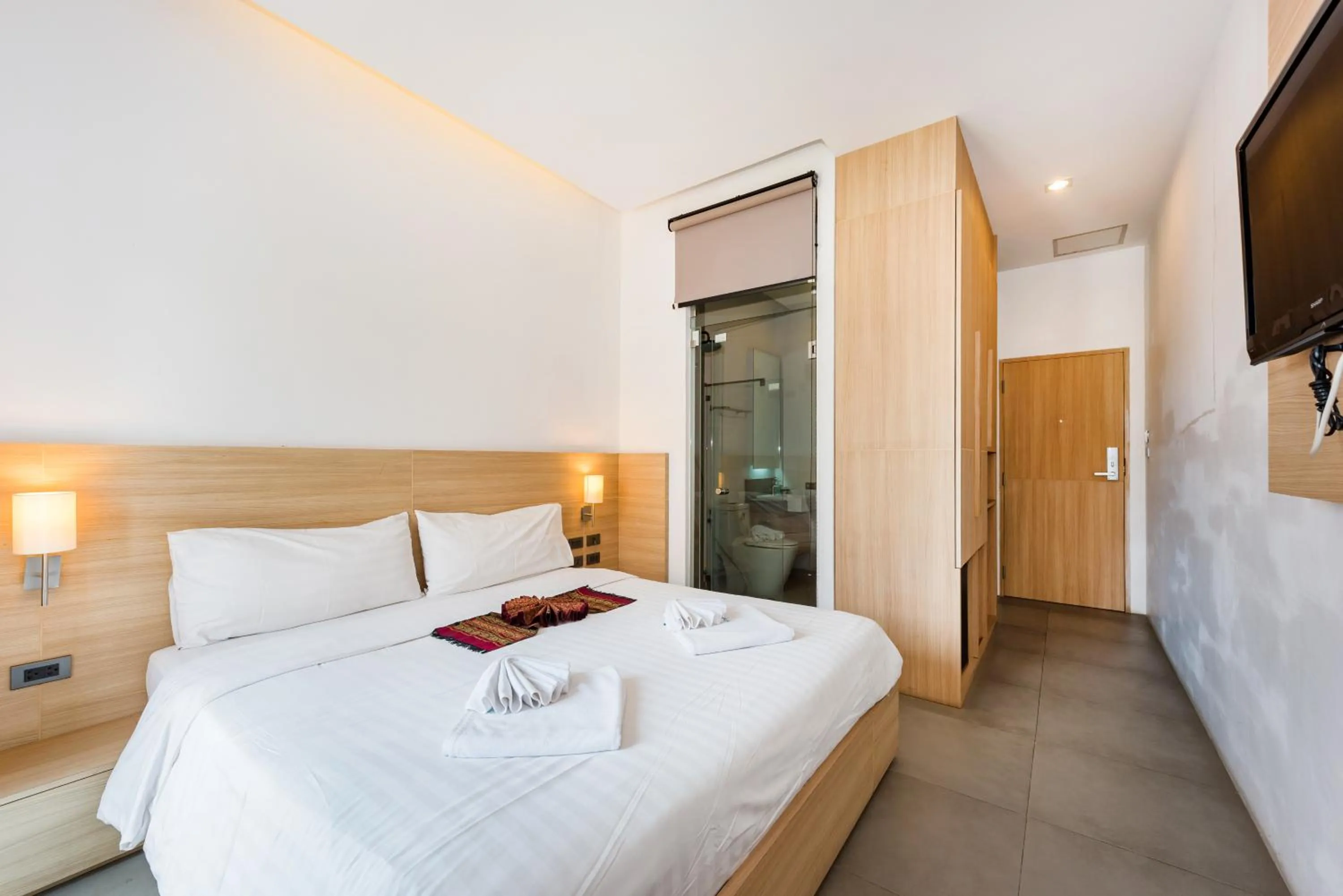 Bedroom, Bed in My Hotel Phuket