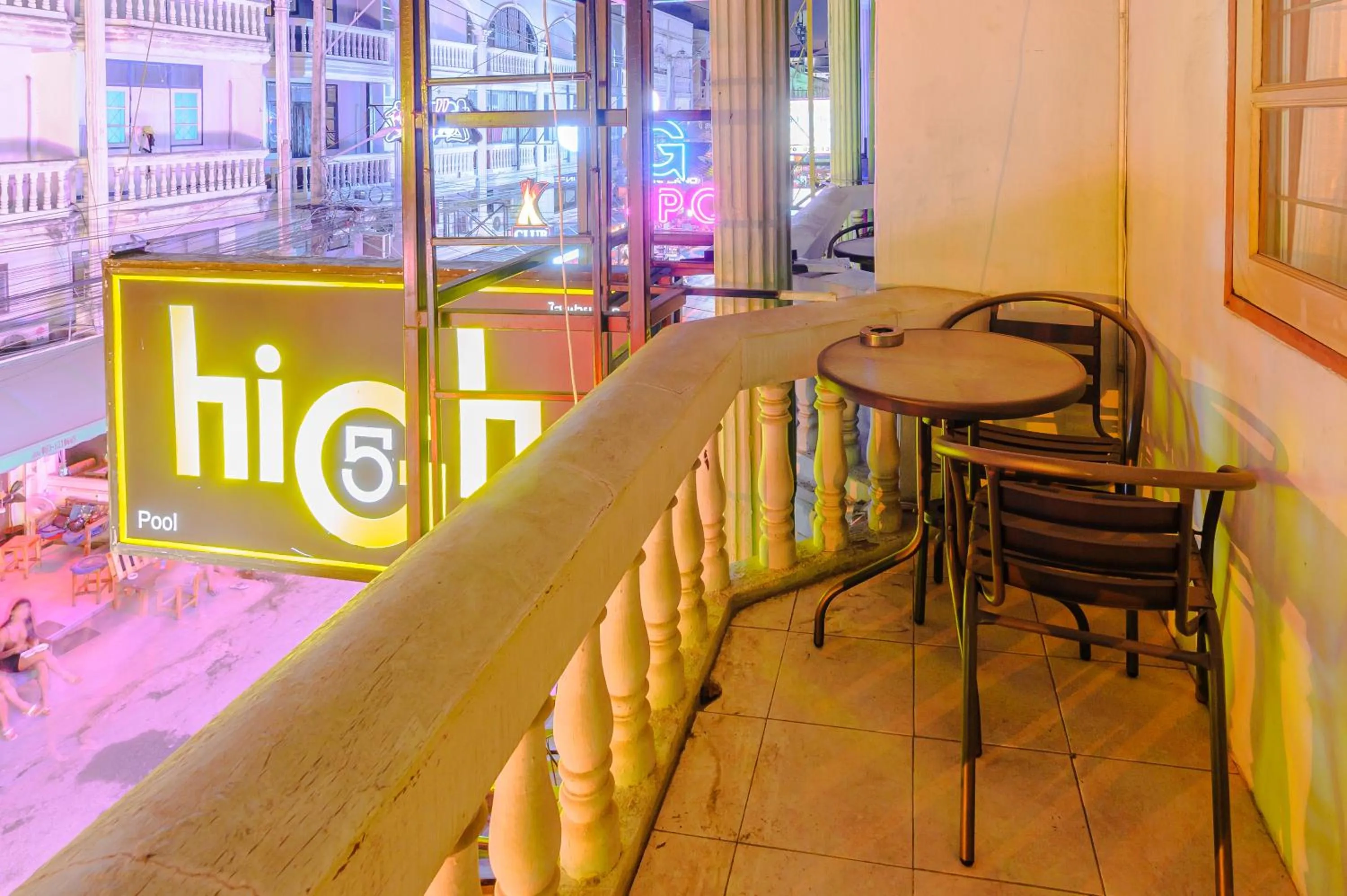 Balcony/Terrace in High5 Guesthouse