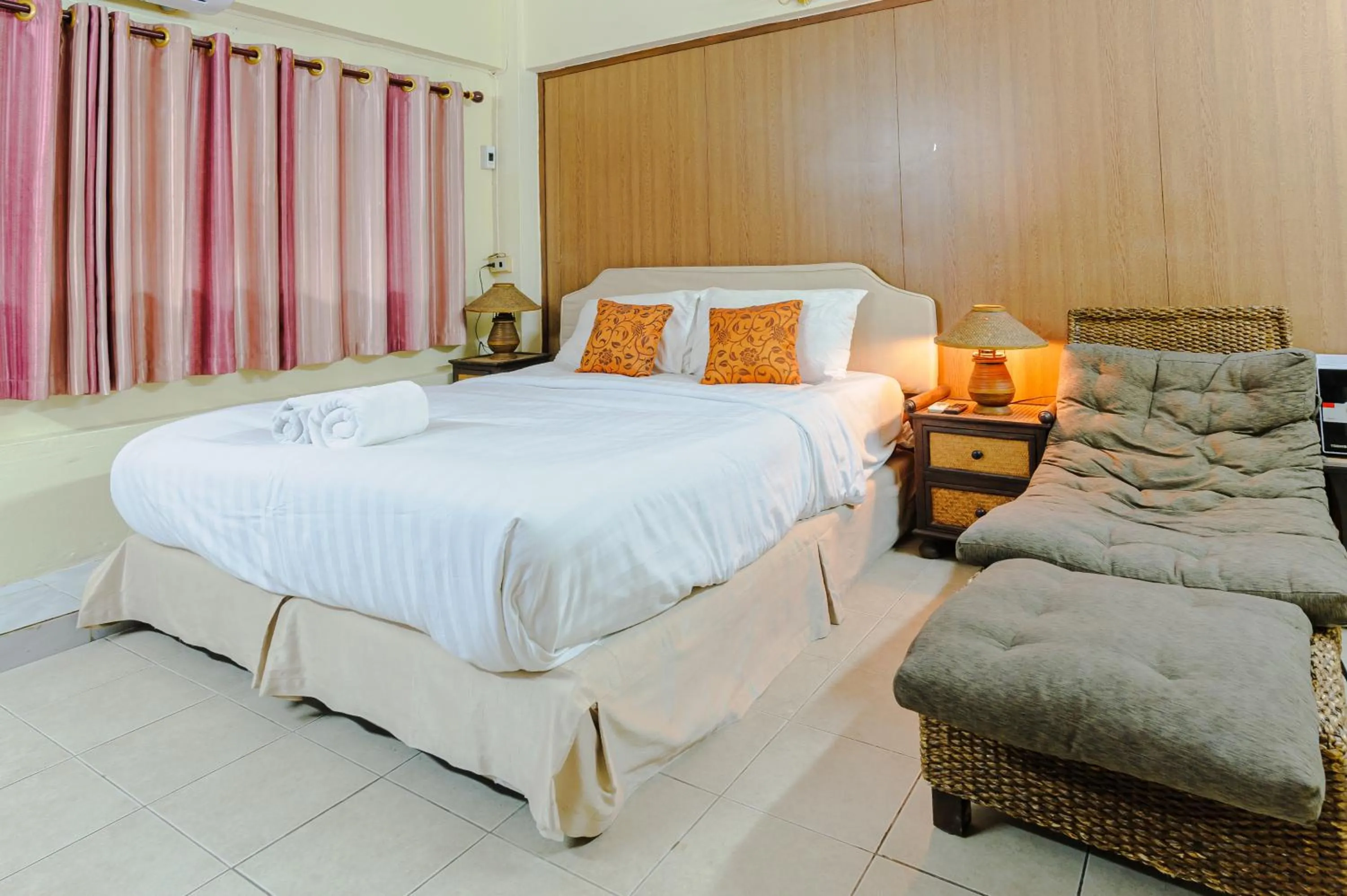 Bed in High5 Guesthouse