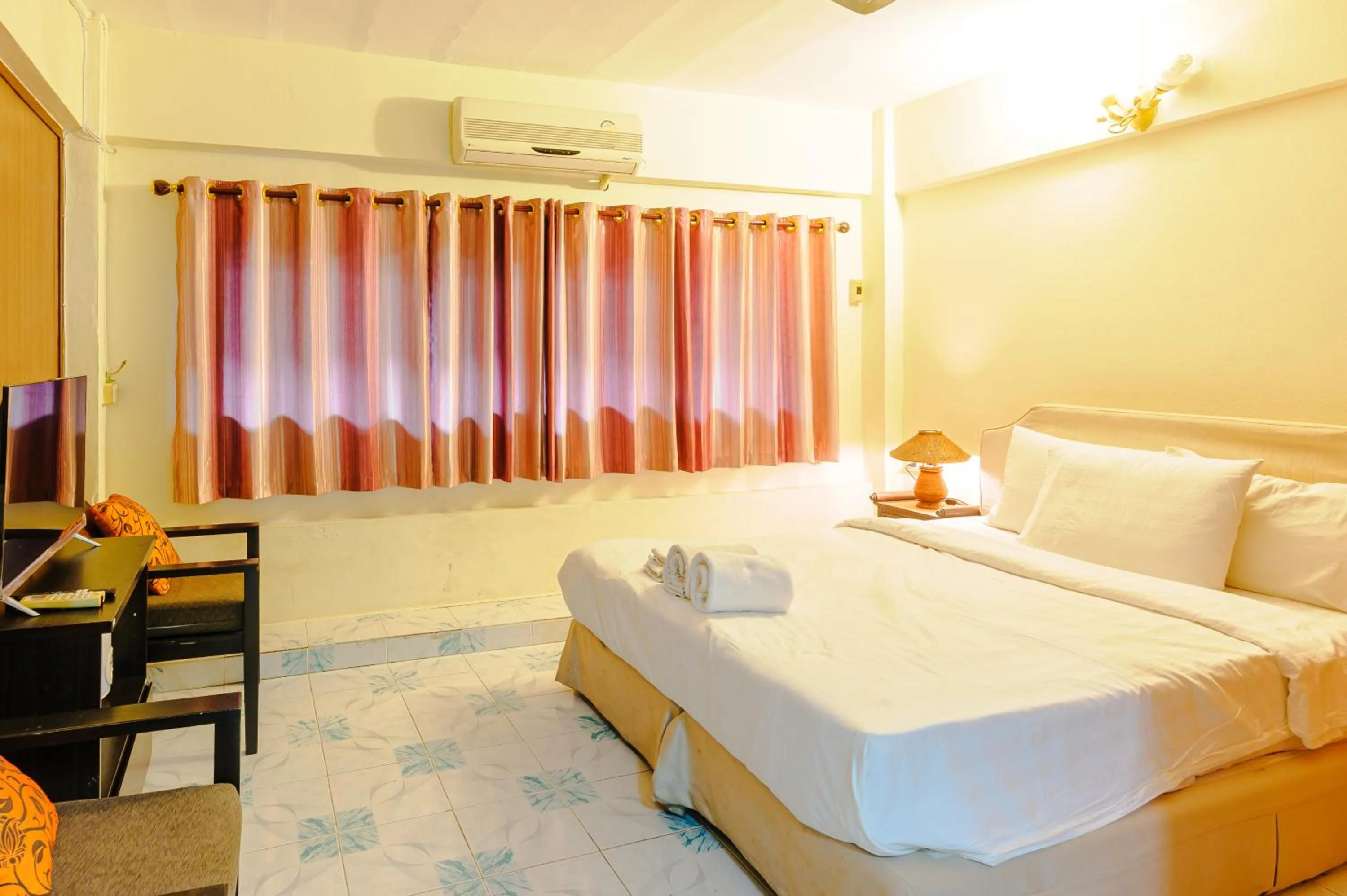 Bed in High5 Guesthouse