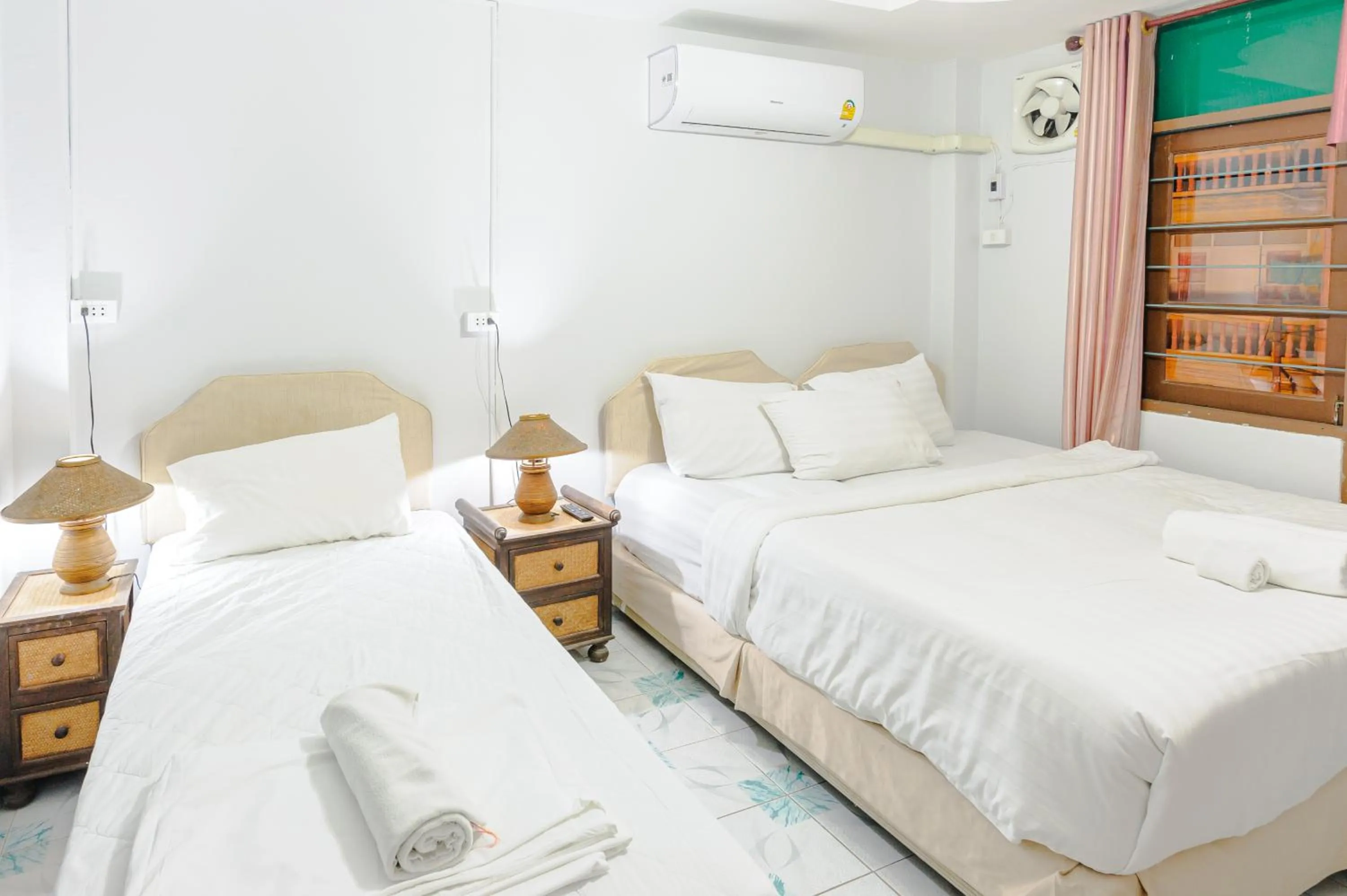 Bed in High5 Guesthouse