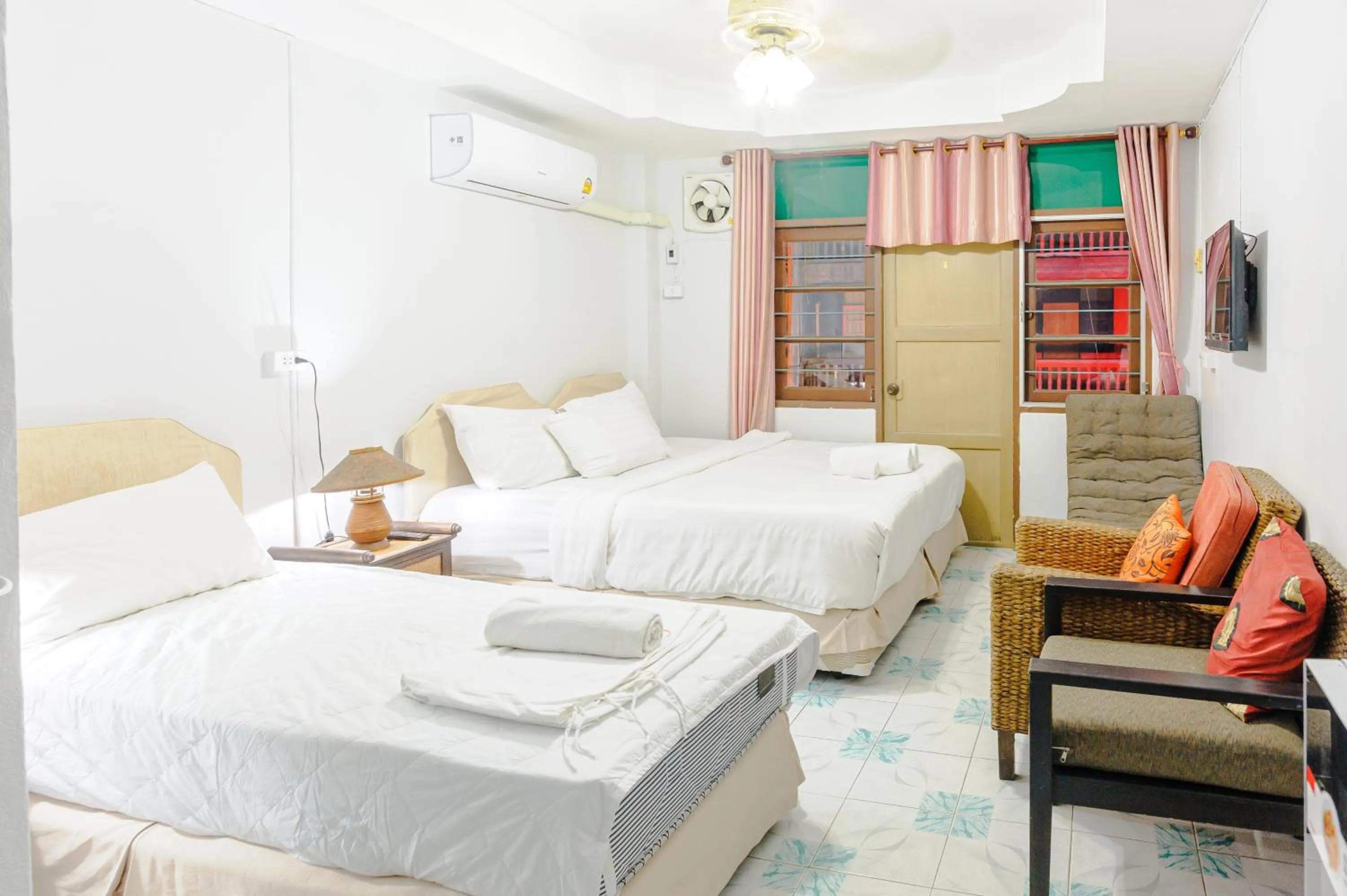 Bed in High5 Guesthouse