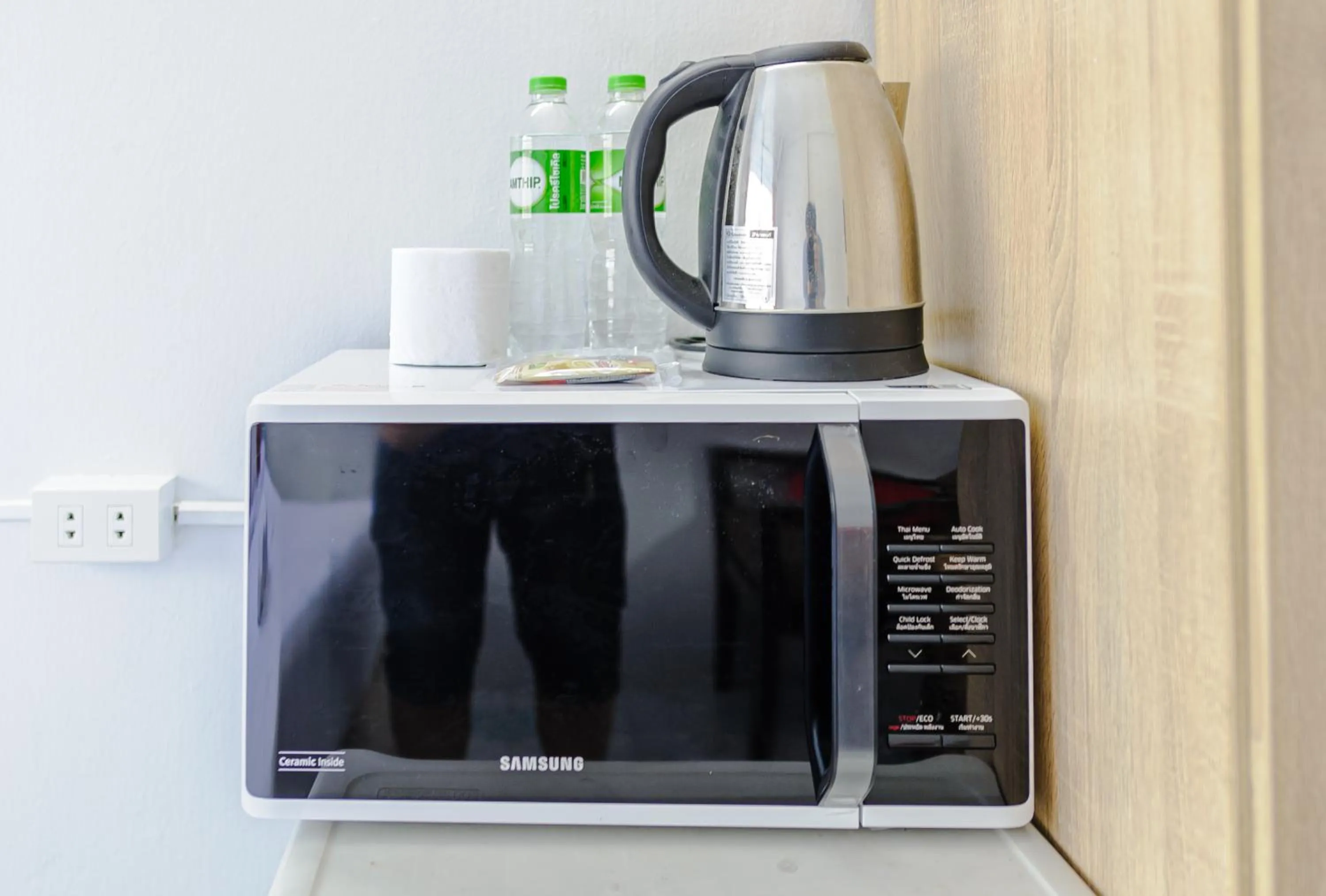 Coffee/tea facilities in High5 Guesthouse