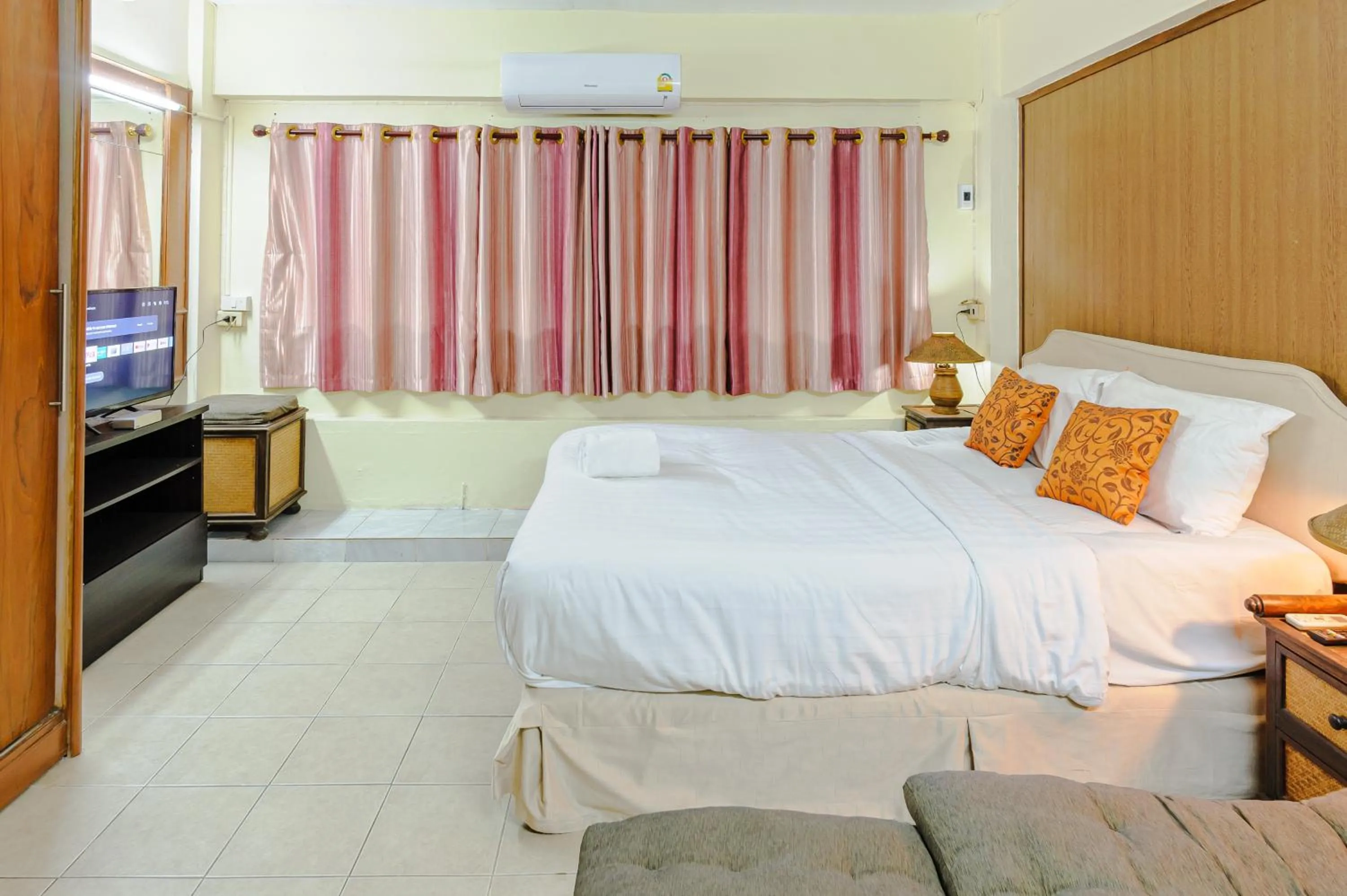 Bed in High5 Guesthouse