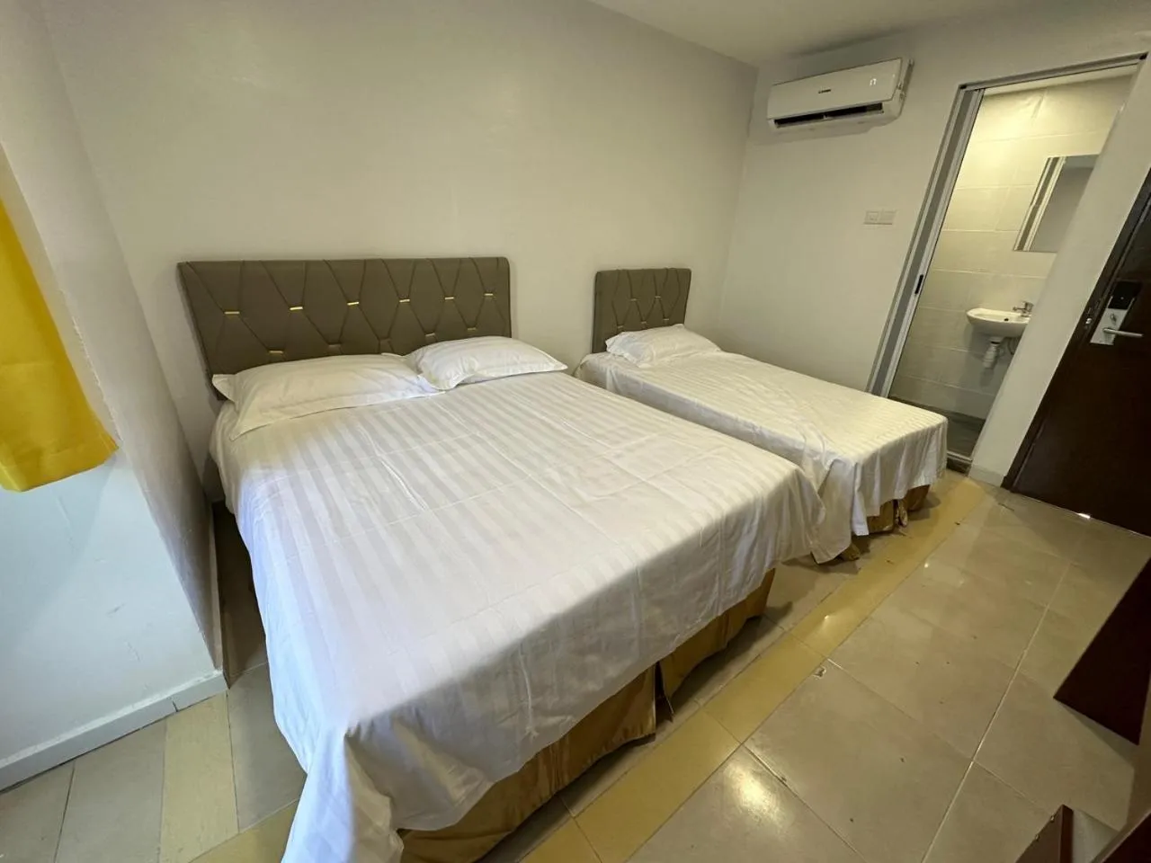 Bed in Hotel Uptown Semenyih